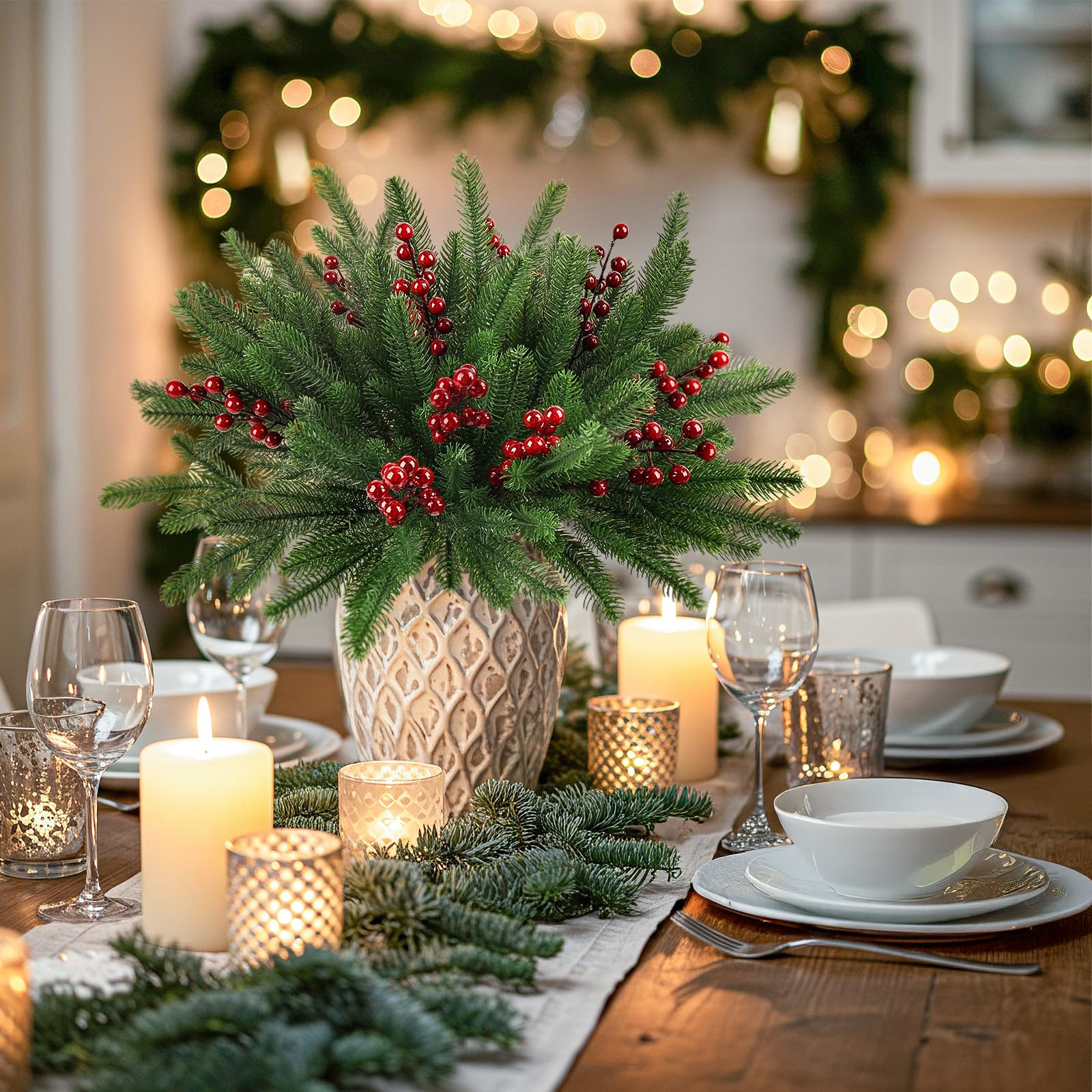 Künstliche Tannenzweige mit roten Beerenstielen, 45,7 cm, künstliche grüne Weihnachtsspieße, fühlen sich echt an, künstliche Blumenblätter für Weihnachtsdekorationen, Innenbereich, Bastelgirlande