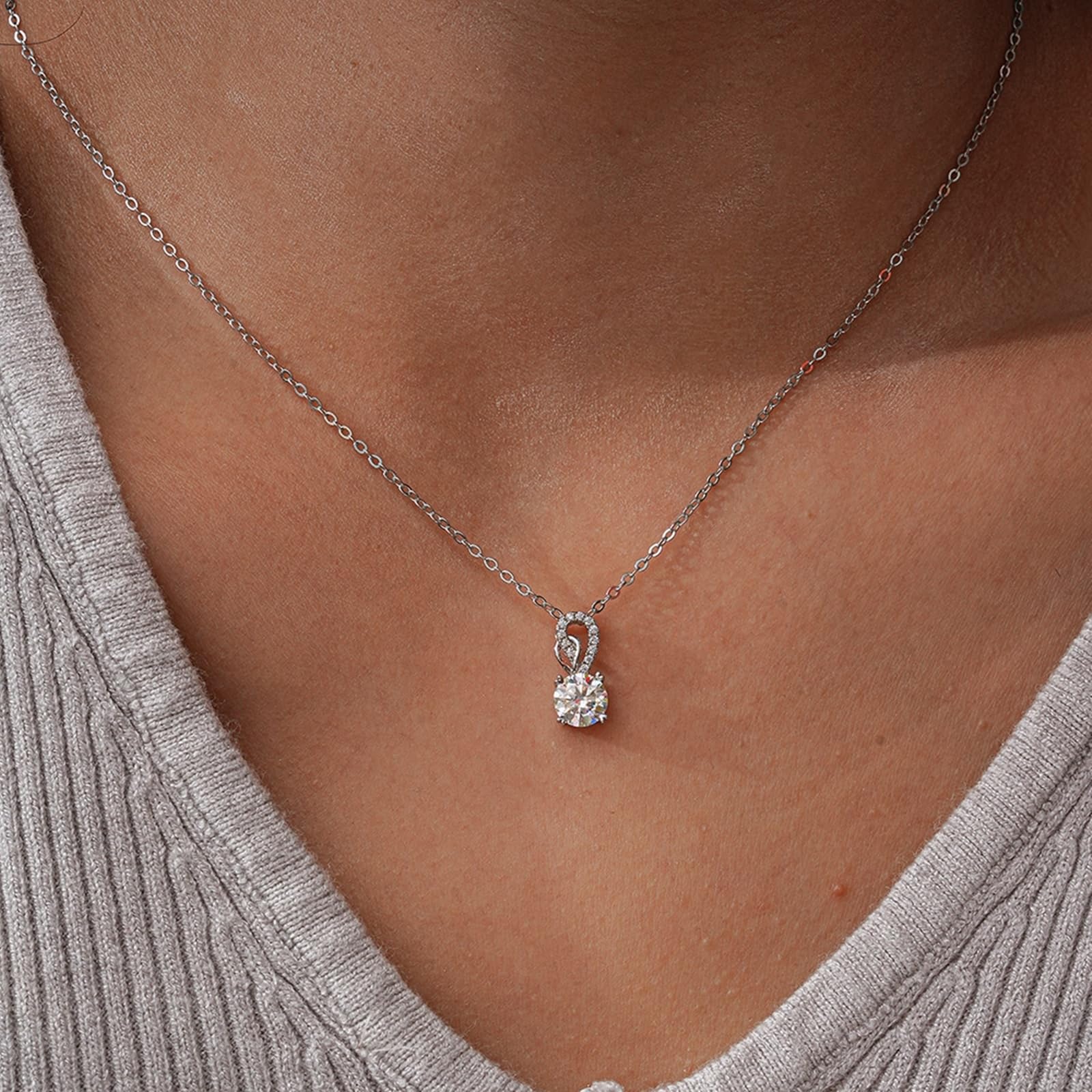 Naszyjnik z białego złota 9 karatów z diamentem laboratoryjnym, zawieszka łza 45 cm