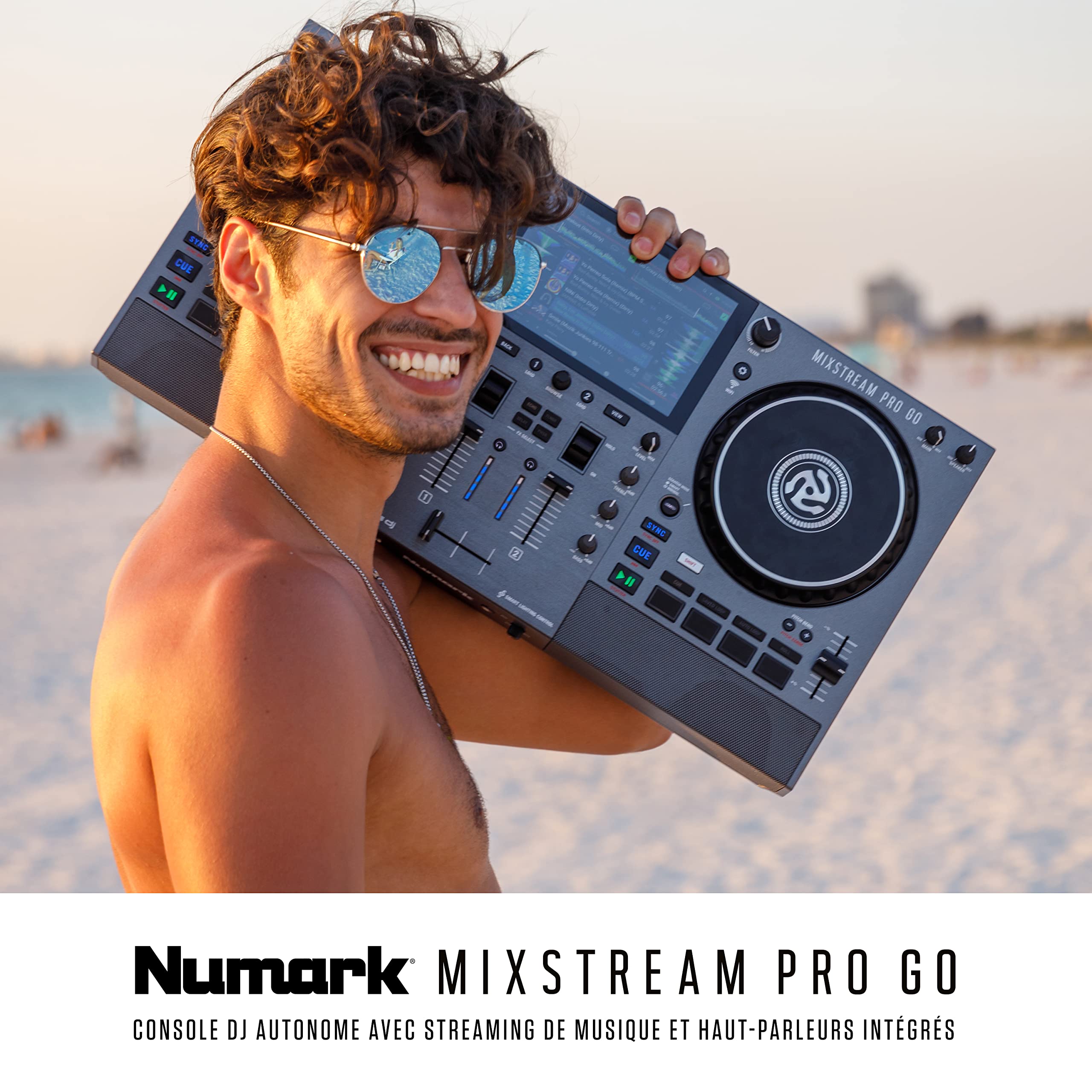Numark Mixstream Pro Go contrôleur DJ portable à batterie, mixeur avec séparation Stems, haut-parleurs, Wi-Fi, écran tactile, compatible Serato DJ