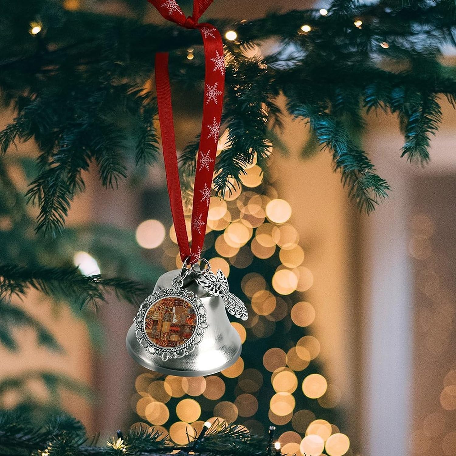 African Textile Patchwork Christmas Bells Ornaments Tree Jingle Bells Decors Xmas Silver Bell Hanging Decoration Pendants for Weddings Parties Christmas Wreaths
