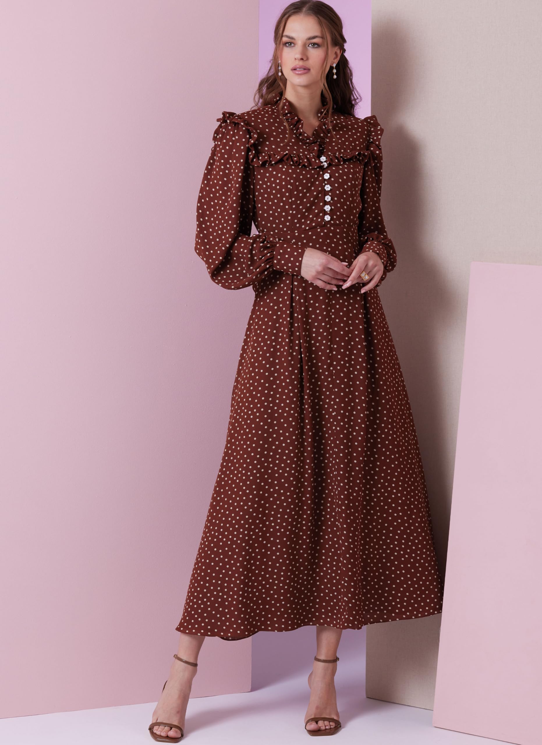 Amazon.com: Vogue V2005U5 Misses' Lined Fit and Flare Dress Sewing Pattern  Packet, Design Code V2005 Sizes 16-18-20-22-24 Multicolor : Arts, Crafts &  Sewing