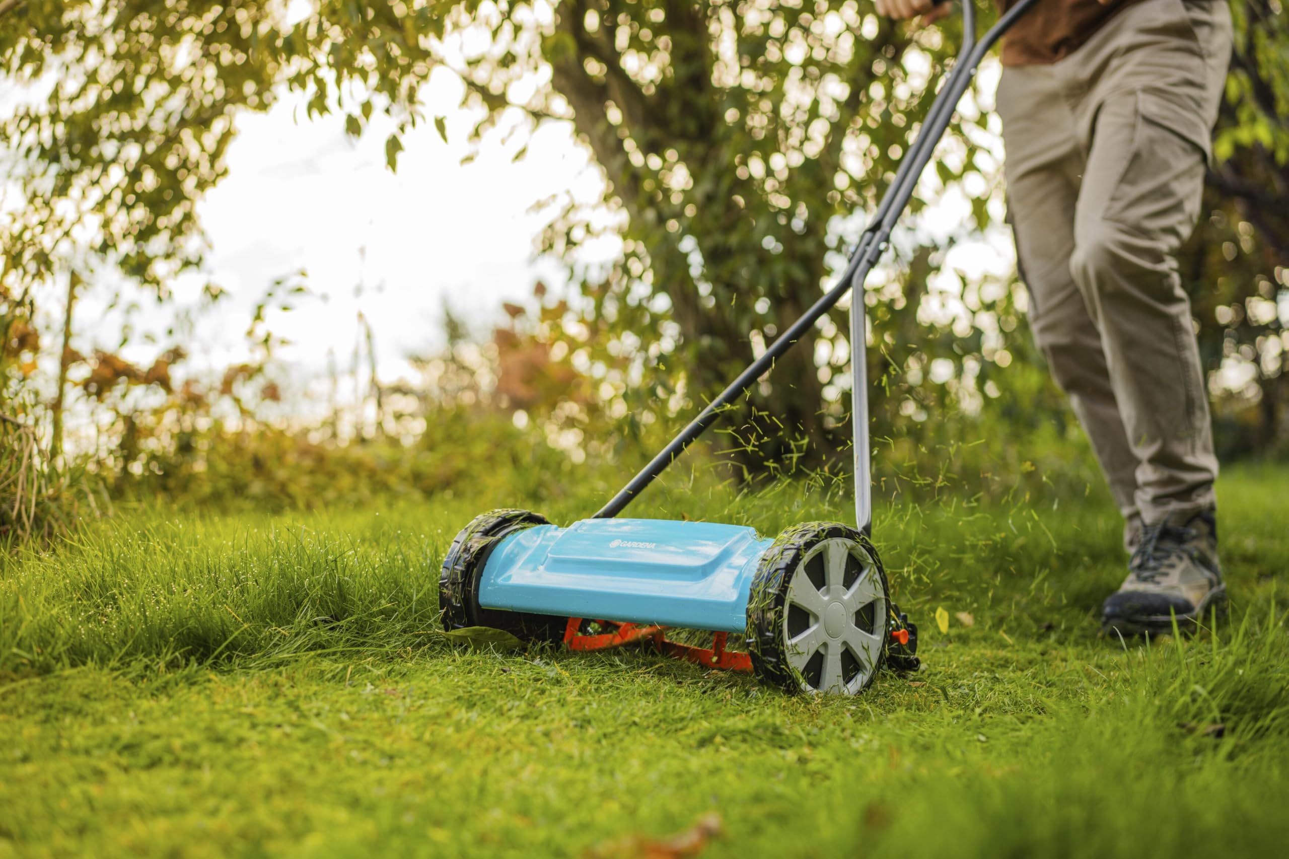 Gardena Klasyczna kosiarka bębnowa 400: ręczna kosiarka o szerokości roboczej 40 cm do 200 m² powierzchni trawnika, wałek nożowy z wysokiej jakości stali, bezdotykowa technika cięcia, cicha i