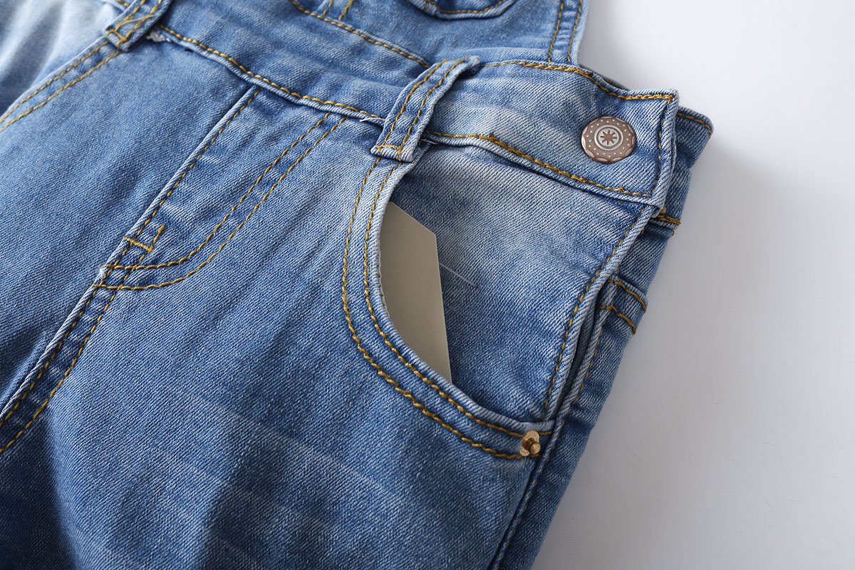 KIDSCOOL SPACE Petite Fille Garçon Jean Salopette, Tout-petit Denim Déchiré Mignon Pantalon Slim