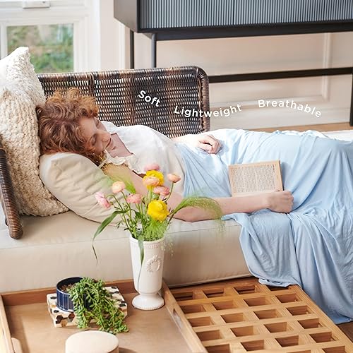 Miniatura 4 de Bedsure Manta refrescante tamaño Queen para personas que duermen con calor  Manta de verano tamaño Queen, manta ligera y delgada, manta de bambú