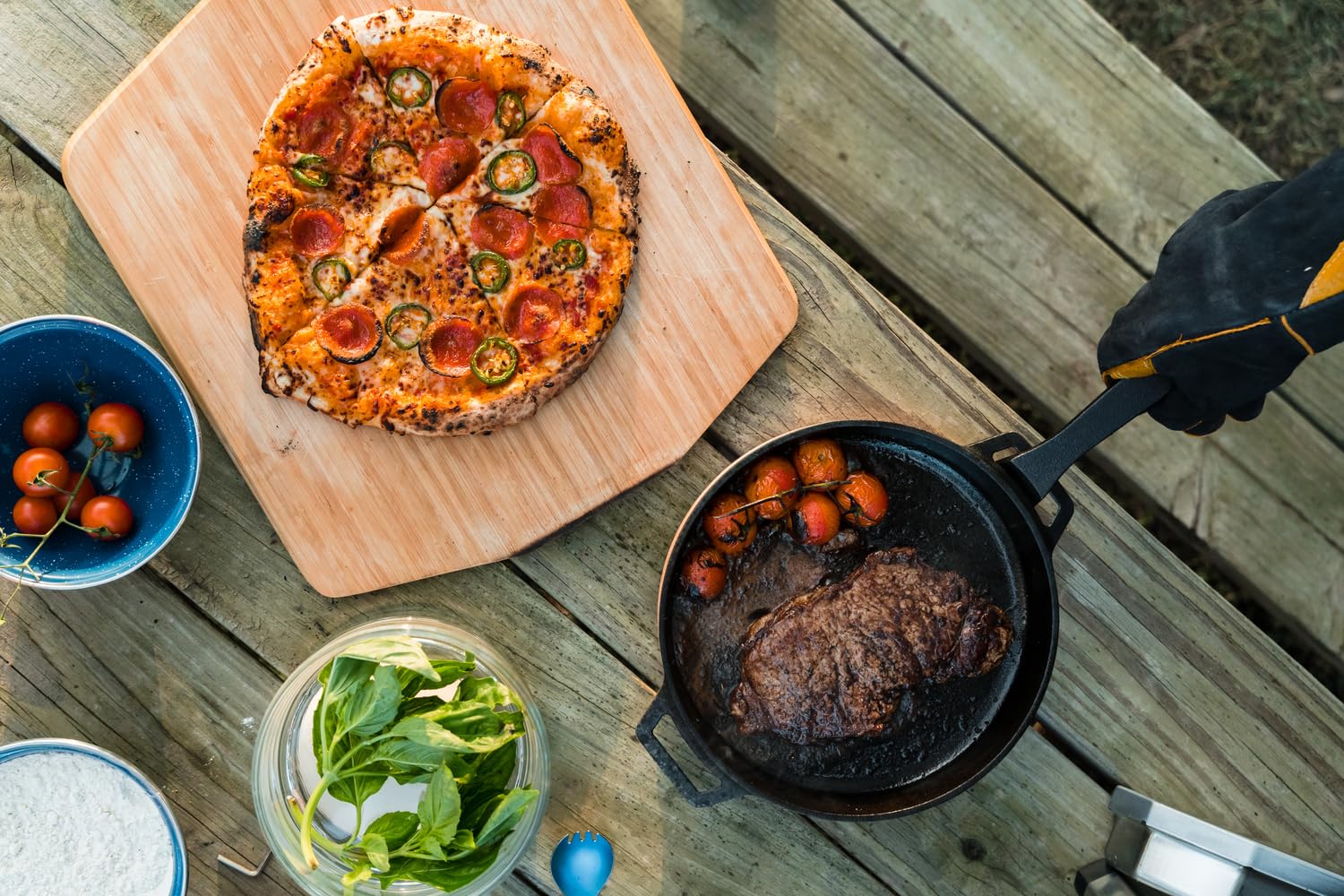 Ooni Pala de pizza de bambú de 30 cm – Tabla de servir – Tabla de pizza de madera – Pala para horno de pizza – Accesorios Ooni