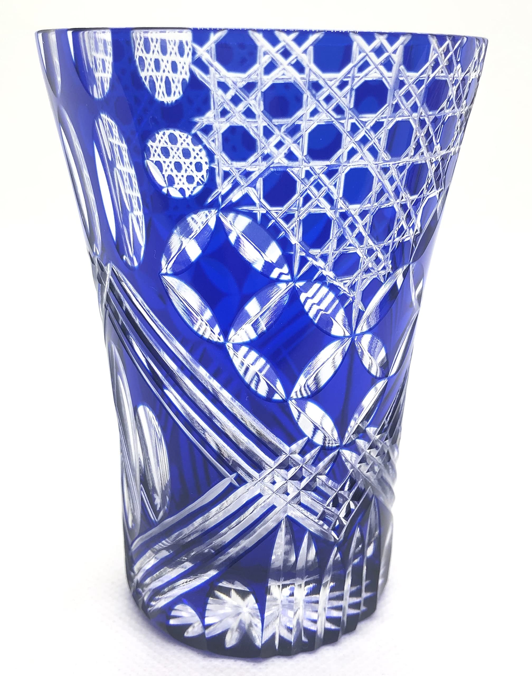 Verre Kiriko Kurifuku l'âme de l'artisanat japonais par Mitsuki Saito