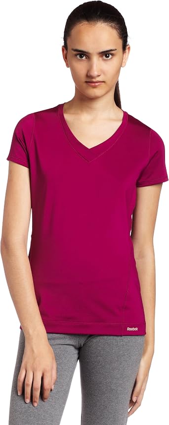 Amazon.com: Reebok Camiseta Play Dry con cuello en V para mujer : Ropa,  Zapatos y Joyería