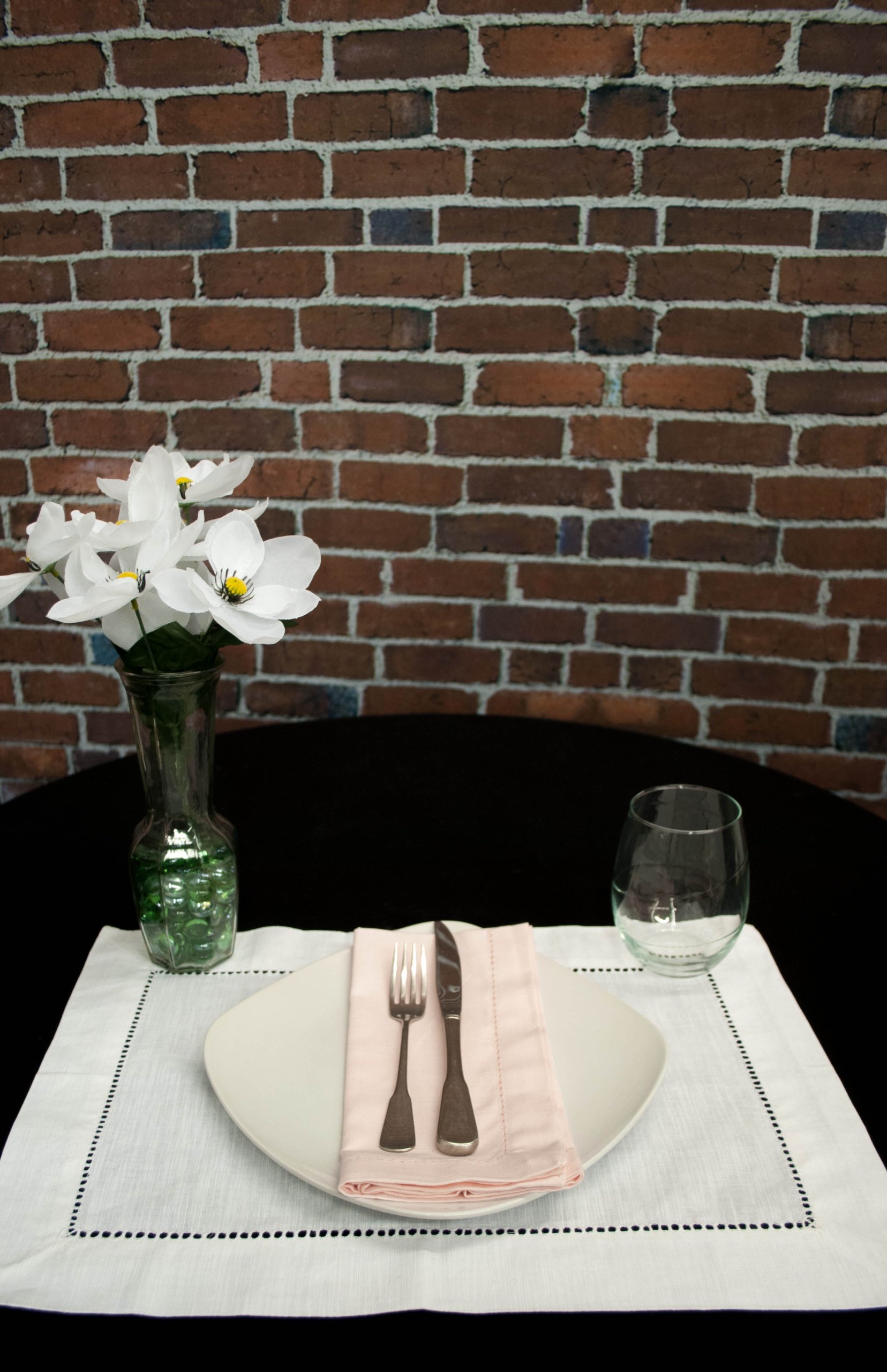 Hemstitch Dinner Napkins Pale Pink 1 Dozen