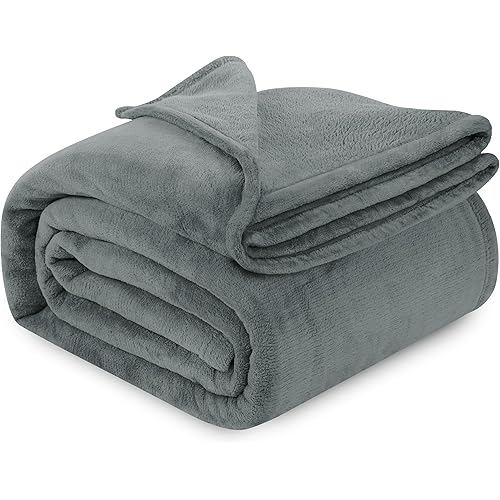 Utopia Bedding Cool Grey Fleece Blanket Twin Size Lightweight Fuzzy Soft Anti-Static Microfiber Bed Blanket (90x66 Inch)