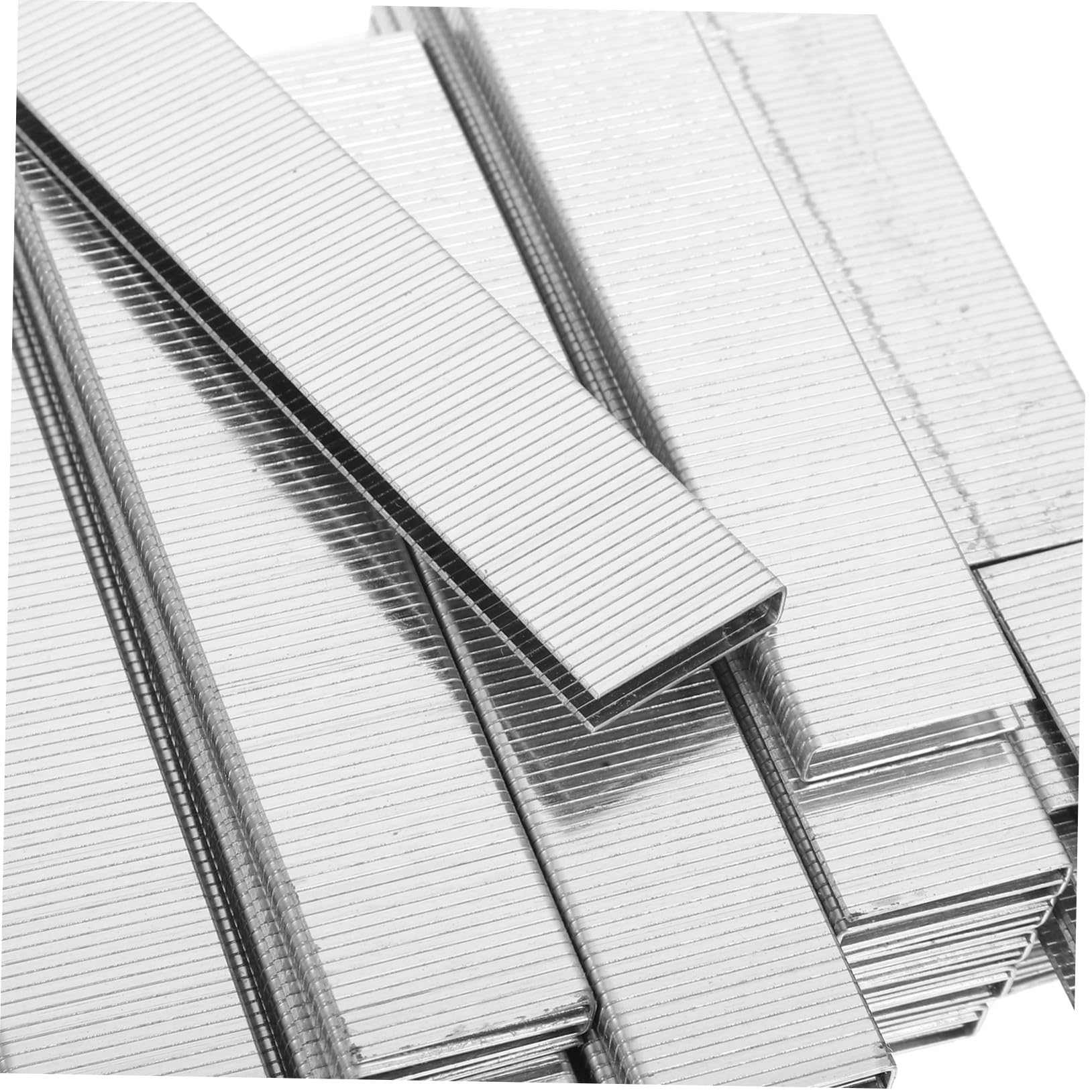 ORFOFE Graffette Metalliche per Chiodatrice U-forme Graffette Standard Piccole per Legno Elementi di Fissaggio per Recinzioni Metalliche Adatte per Graffatrice Elettrica e Progetti DIY