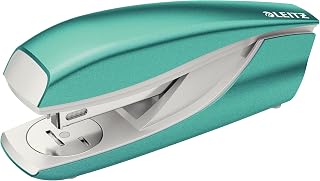 Leitz Heftgerät, 30 Blatt Tacker mit 200 Heftklammern, Hefter aus Metall mit Kunststoffelementen, WOW Serie, Eisblau, 55022051