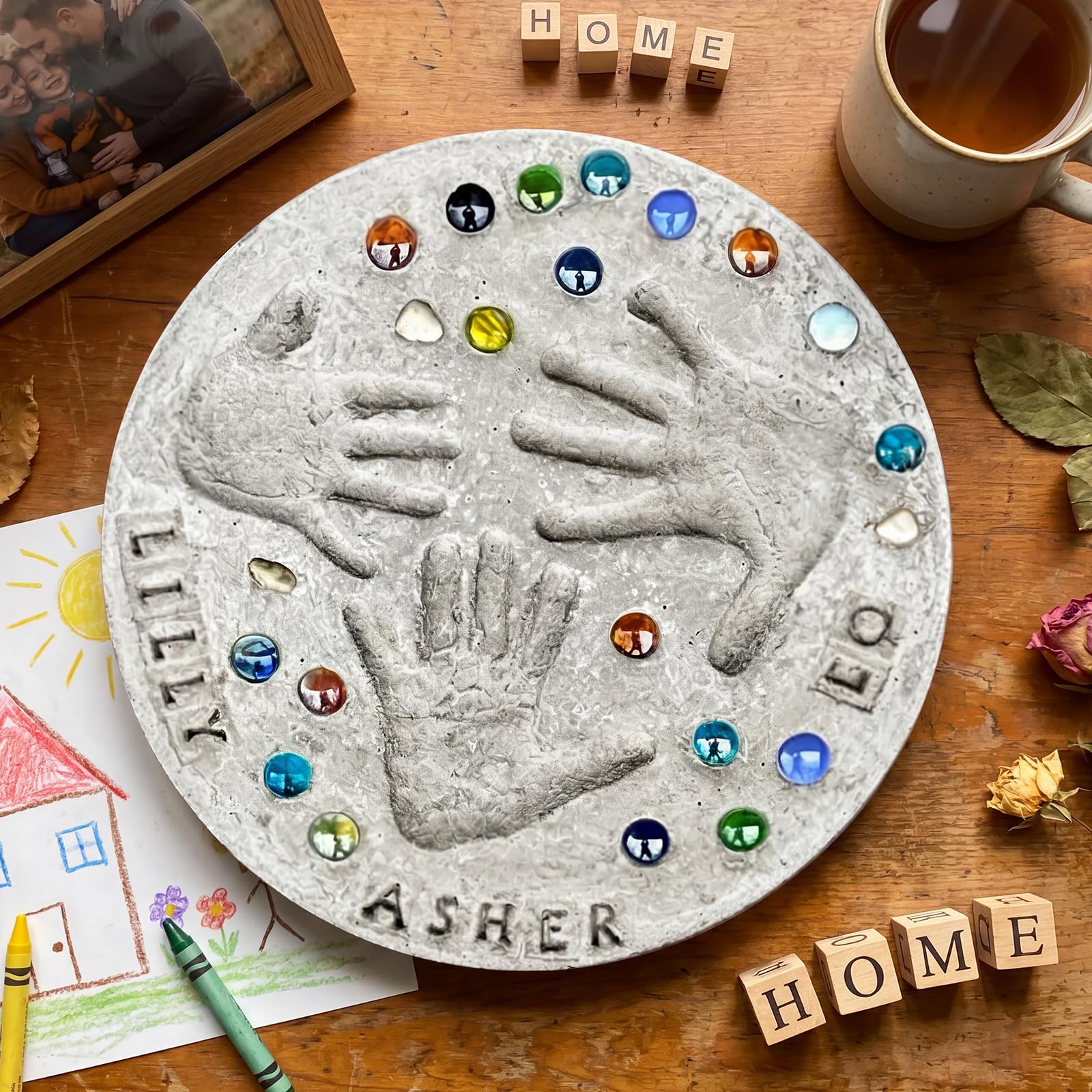 Handabdruck-Set zum Personalisieren mit bunten Steinen und Buchstaben-Stempeln für Geschenke, Familie, Geburtstage, Partys