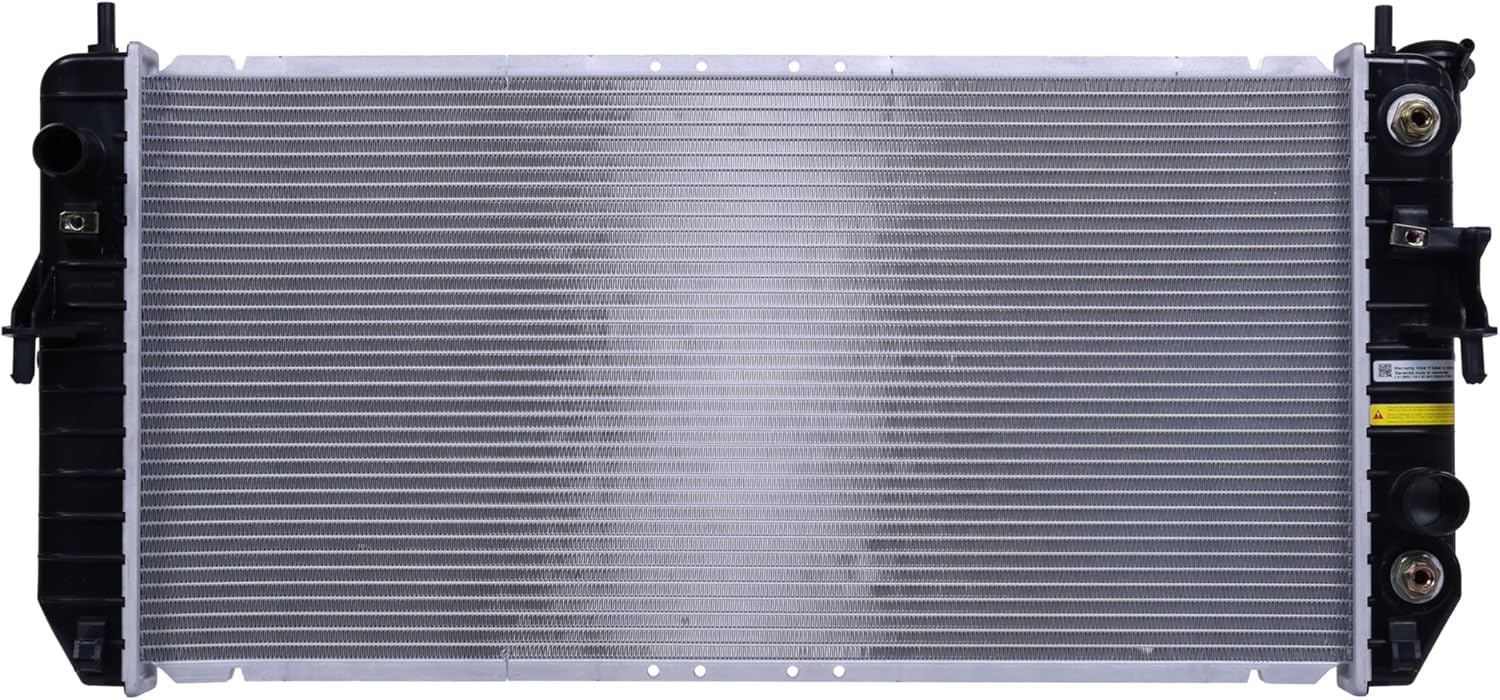Radiator | Compatible with Buick Lucerne 2006-2008 3.8L V6 | GM3010492 25772258