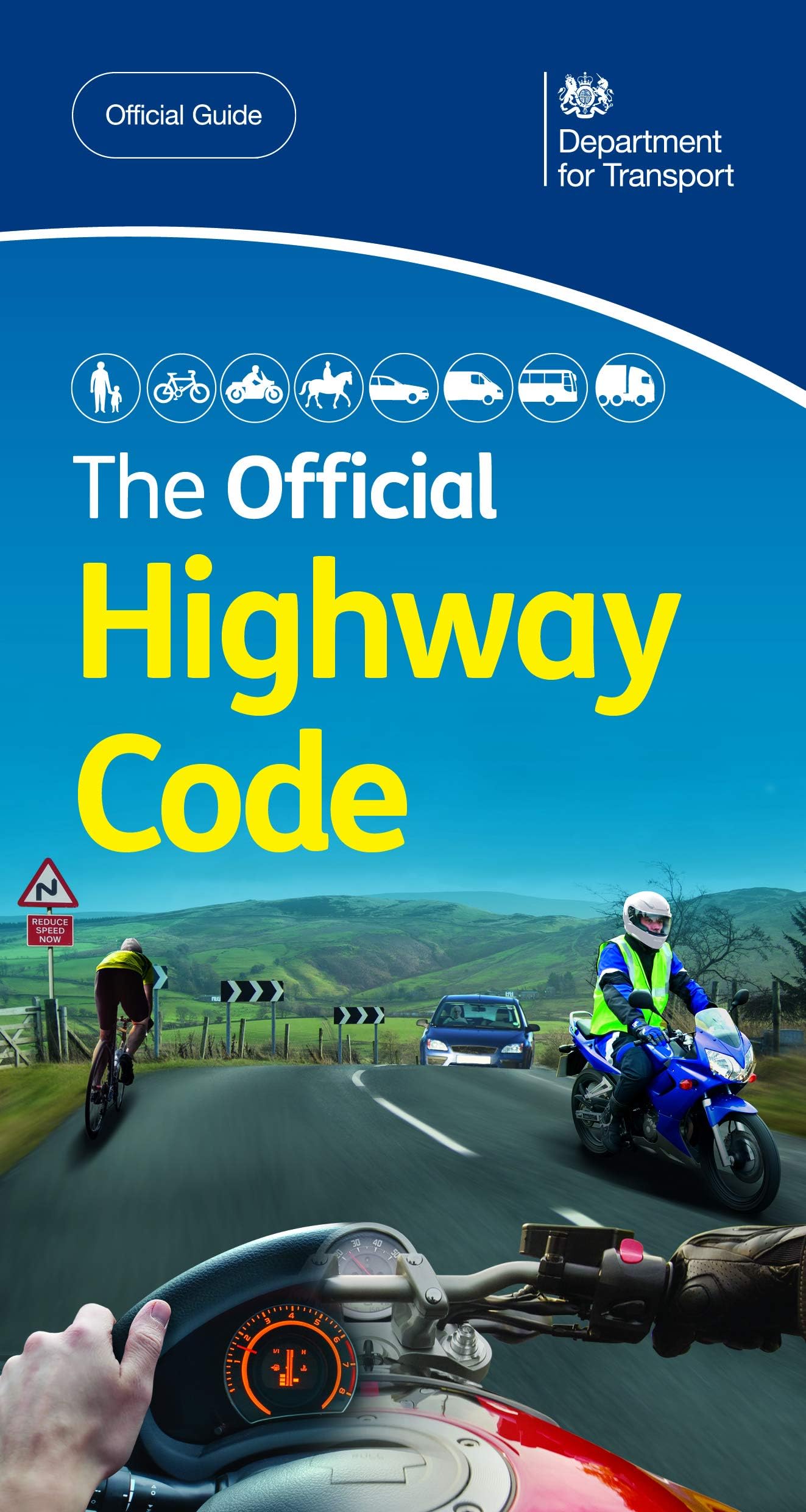 The Official DVSA Highway Code Paperback – 1 Jun. 2015