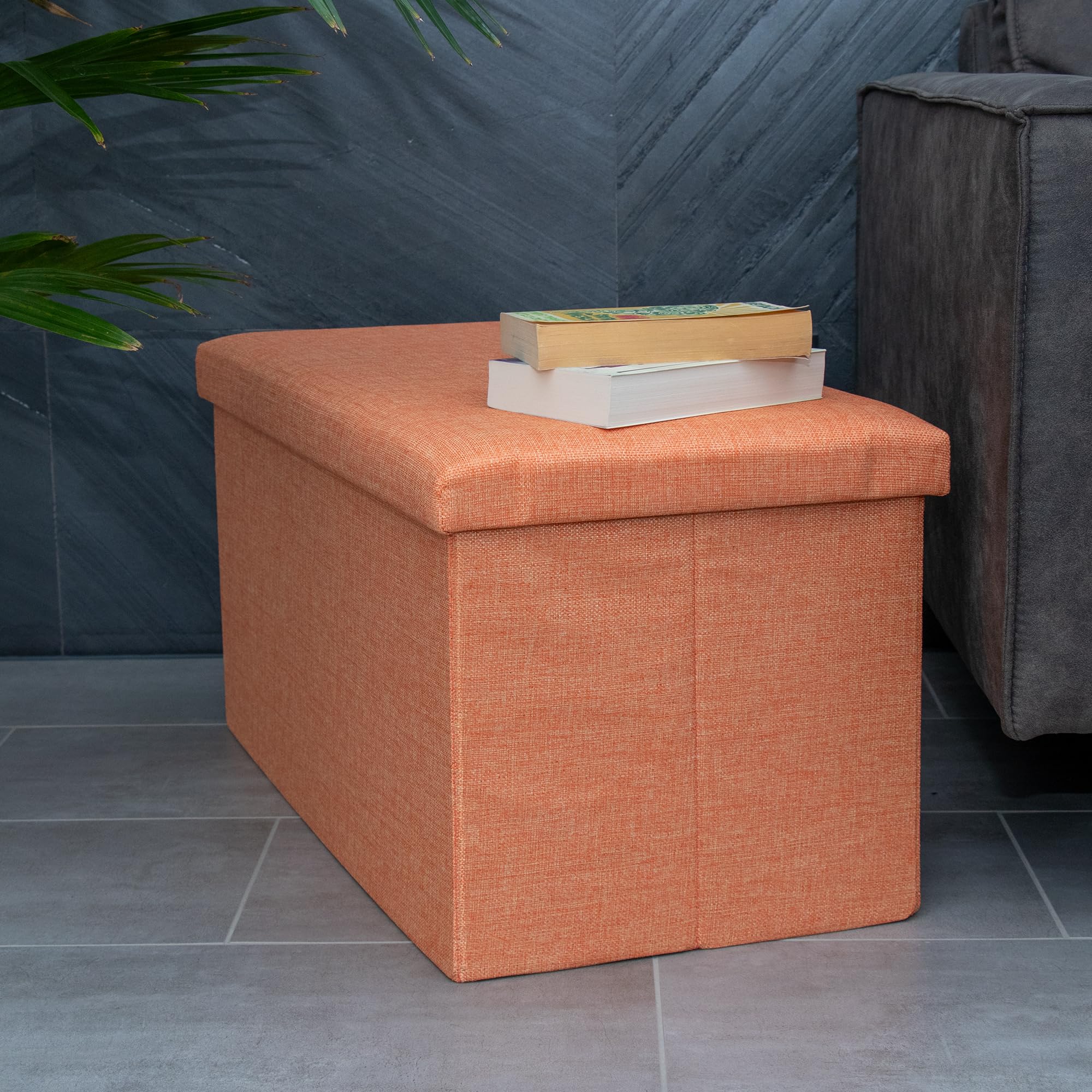 INTIRILIFE Pouf Pieghevole 78x38x38 cm in Orange MANDARINI - Cassapanca Cubo Contenitore Imbottito de Tessuto a l'Ottica Lino con Coperchio - Ottomane Poggapiedi Sgabello Panca Poltrona