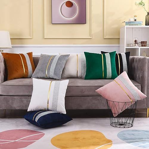 Miniatura 5 de Tosleo Fundas de almohada de terciopelo gris de 20 x 20 pulgadas, paquete de 2 con diamantes brillantes a rayas doradas de cuero dorado, fundas de