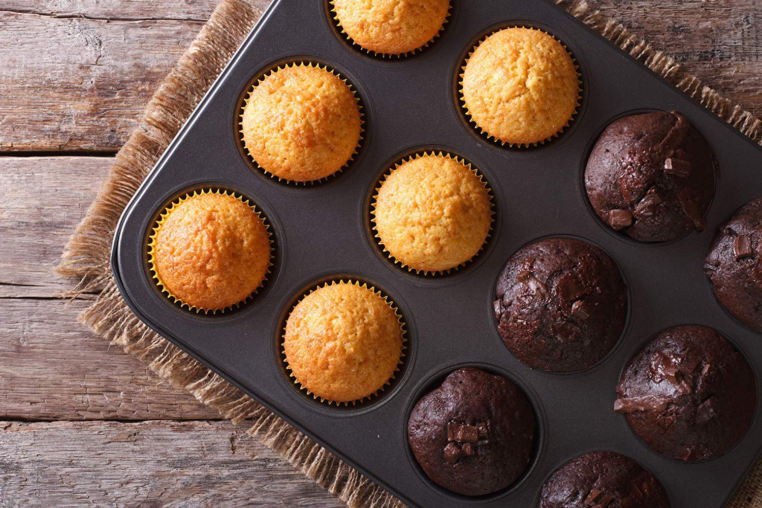 12 kubków patelnia do muffinek i babeczek, nieprzywierająca forma do ciastek czekoladowych, stal węglowa do pieczenia piekarnika szary