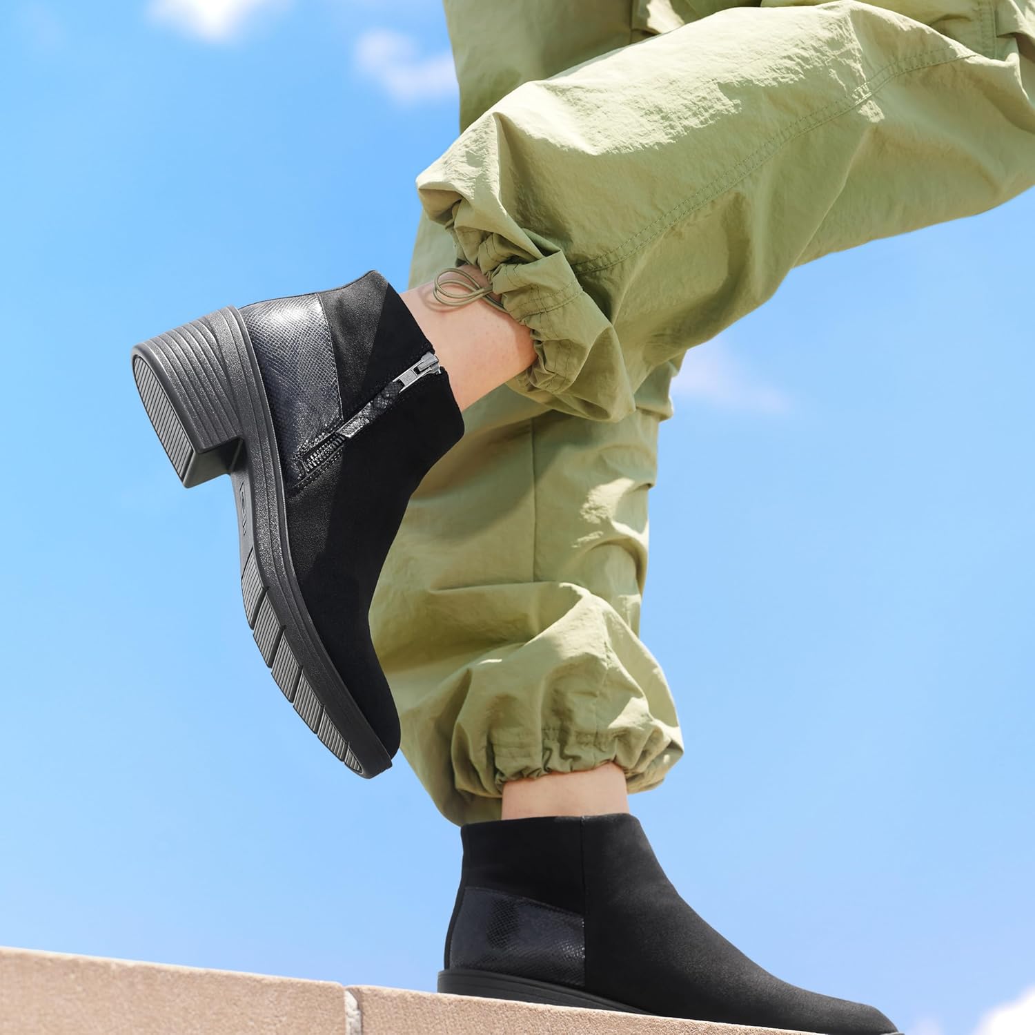 LifeStride Women's Outgoing Ankle Boot