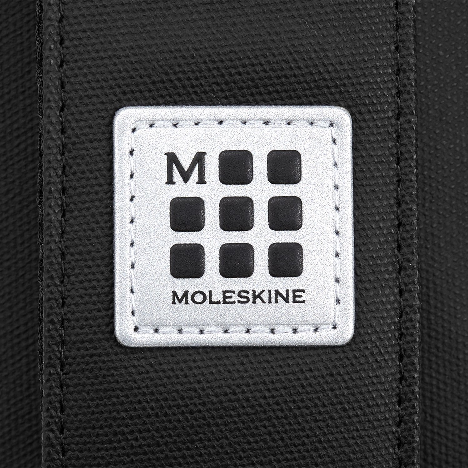 Amazon.co.jp: モレスキン ノマド メッセンジャーバッグ コニファー