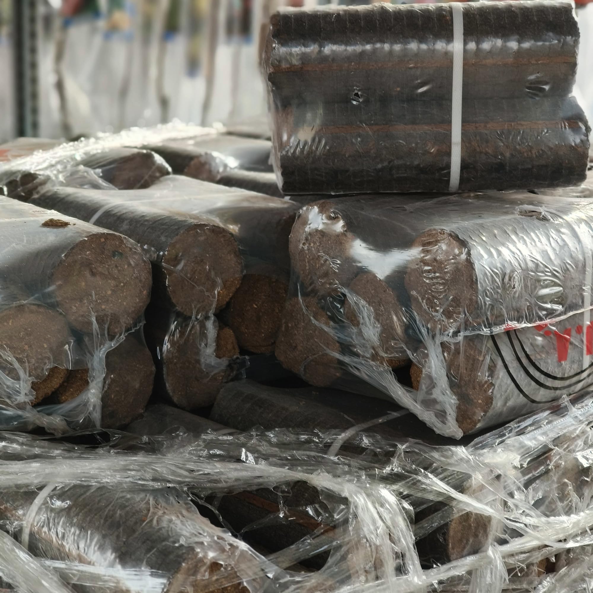 Briquetas de Madera Ecológicas de Encina 5 Troncos (6.5kg Aprox.). Briquetas para chimenas o Estufas. 100% Naturales. Combustible Natural