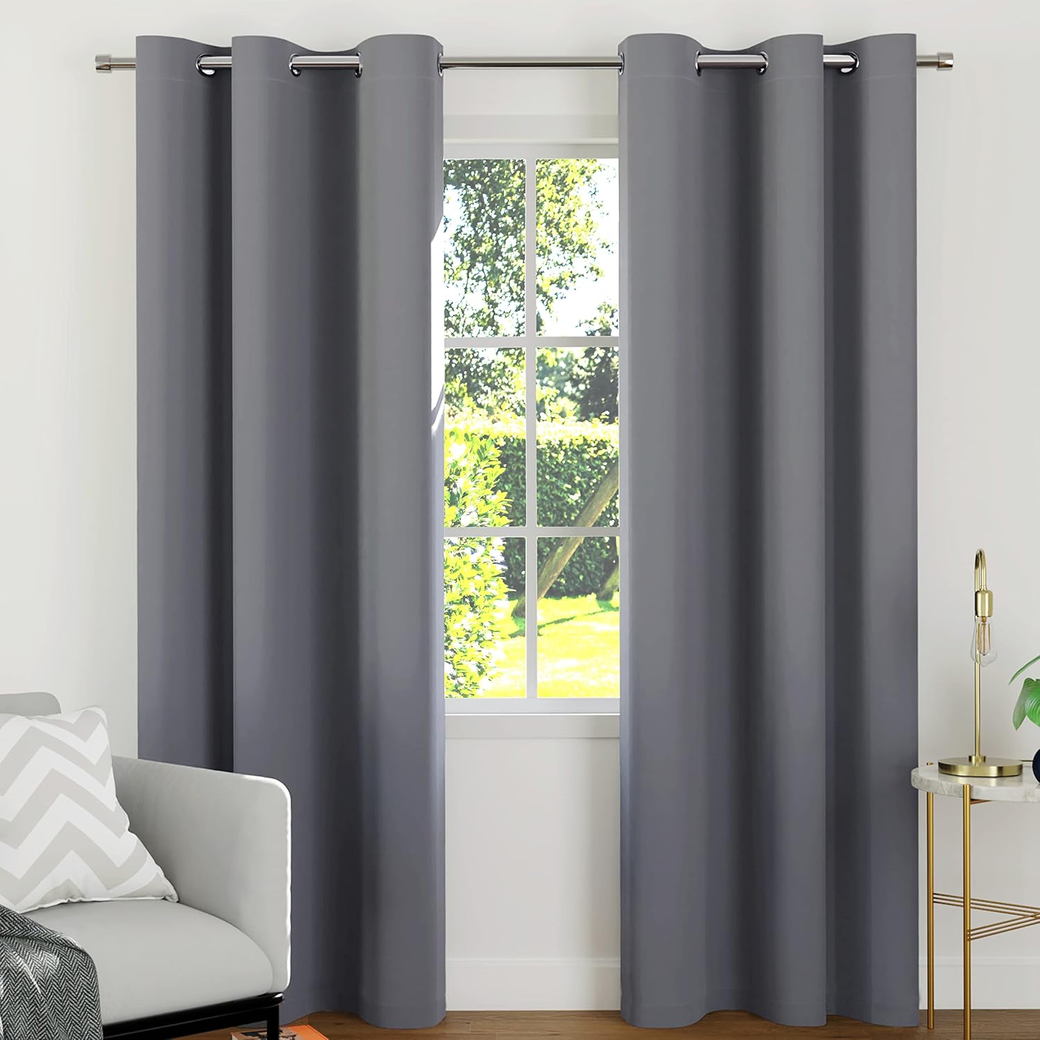 MRTREES 2 Pezzi Tende Oscuranti Per Interni Isolanti Termiche Con Occhielli Moderne Tende Coprenti Tinta Unita Per Camera Da Letto E Soggiorno Elegante Corto 140x160 CM Grigio Chiaro - Foto 3