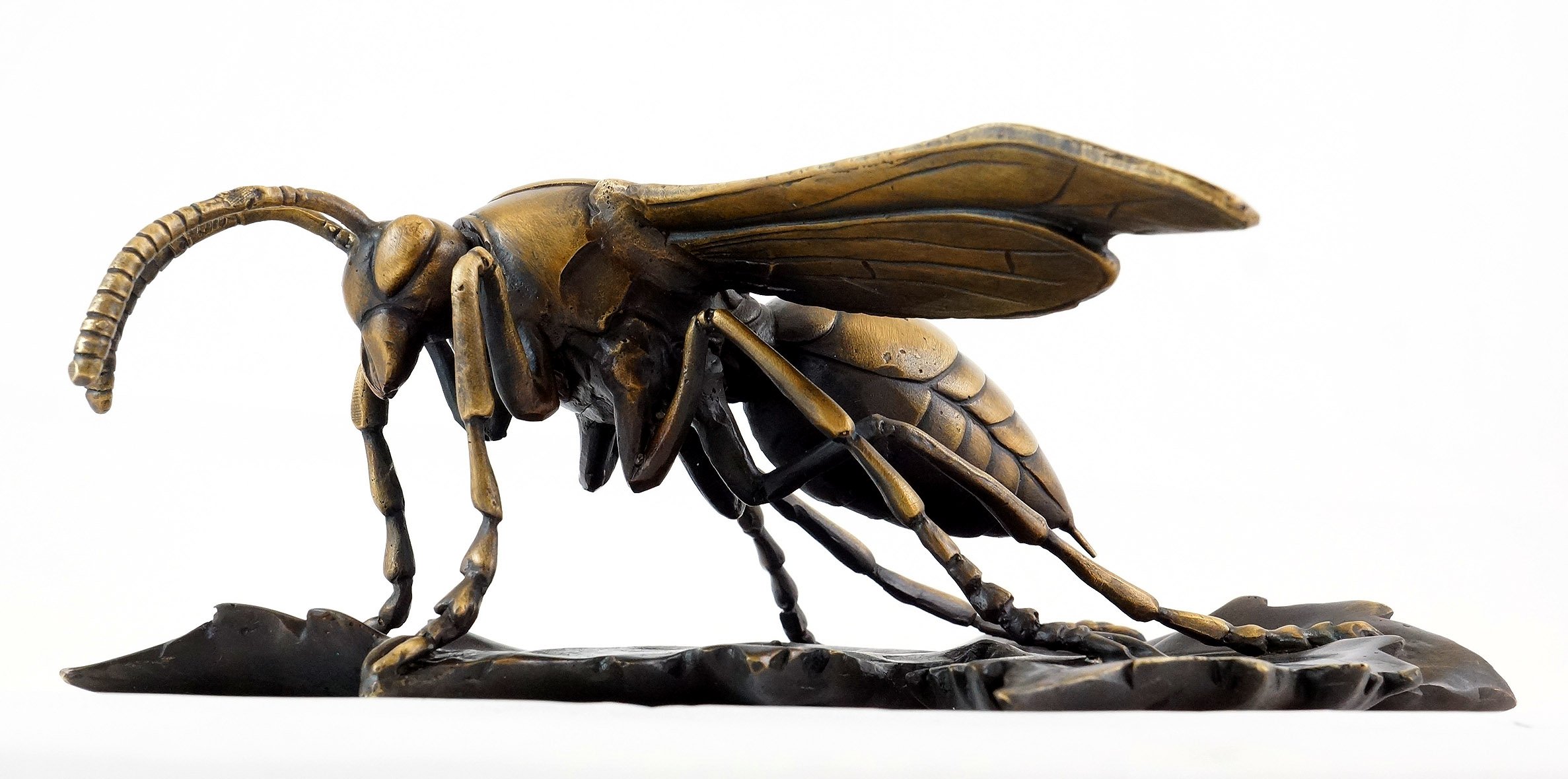 Kunst & Ambiente - Moderne Tierbronze Statue - Wespe/Biene/Hornisse - Modern Art Figur - signiert Milo - Skulpturen online kaufen - Plastik - Wohndeko