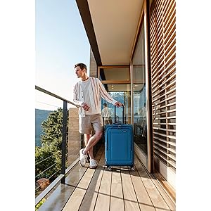 Samsonite Saire LTE Softside Expandable Luggage with Spinner Wheels, 3-Piece Set (20/25/28), Caribbean Blue