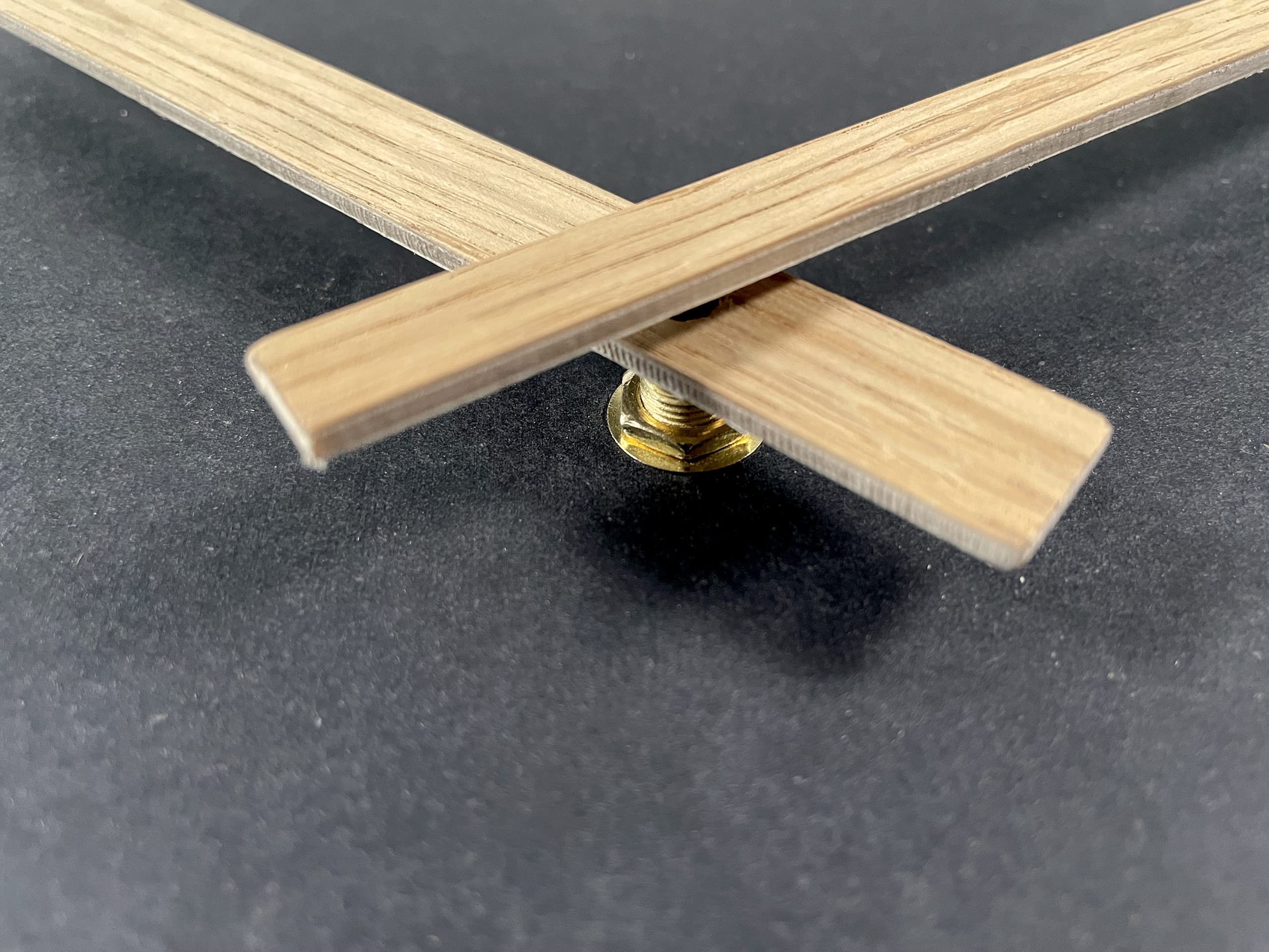 FLEXISTYLE Reloj de Pared Grande con Aspecto de Madera Digits Eco, Cuadrado, silencioso, salón, Dormitorio, (Negro, 60 cm)