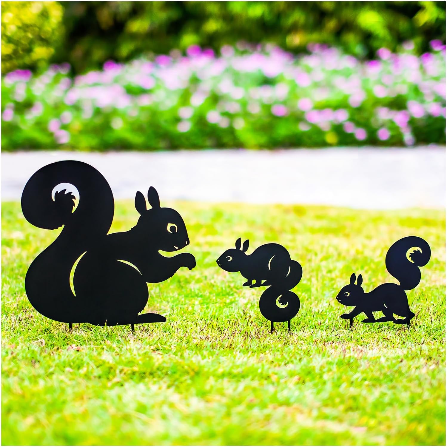 Squirrel Metal Garden Stakes Decorative Squirrel Gifts for Women/Men,Black Silhouette Statues for Yard Art,Outdoor Decor,Outside,Patio,Lawn Ornaments,Garden Decorations