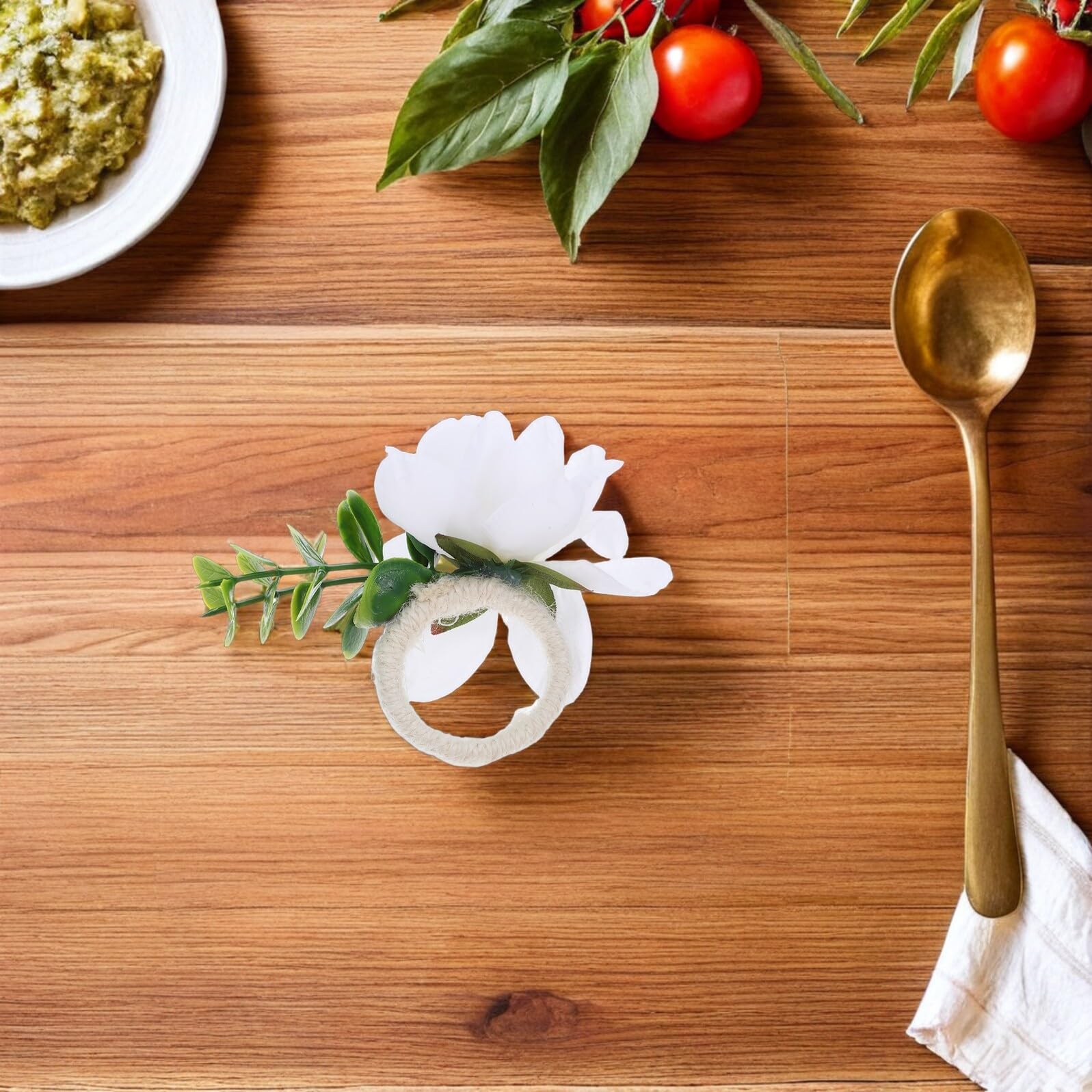 Veemoon 12 Servilleteros con Flores Artificiales y Hojas Verdes Anillos Rústicos Decorativos para Bodas Fiestas y Cenas Navideñas Accesorios para Mesas de Comedor Estilo Campestre 12