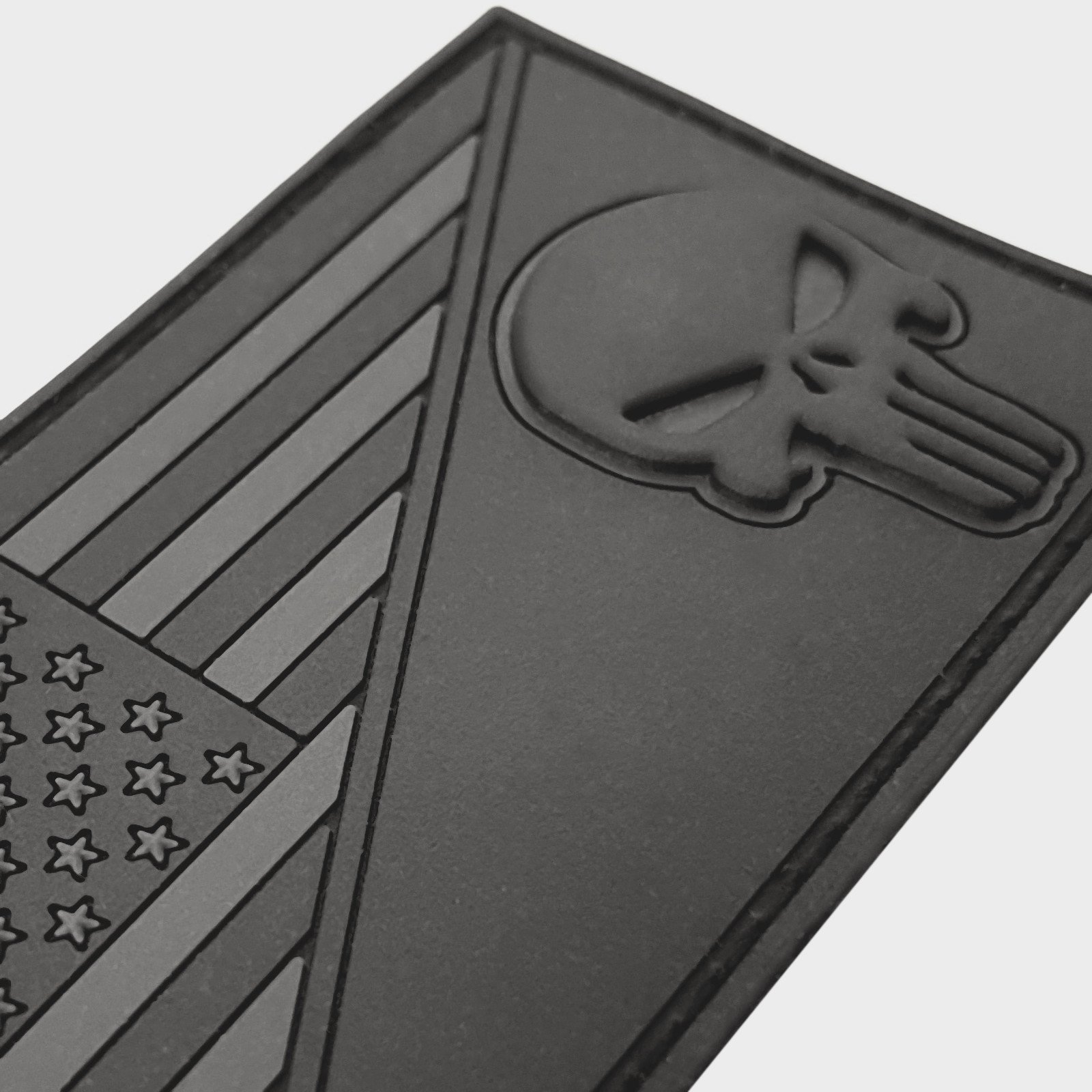 Patch Morale Tactique PVC - Crâne Punisher Et Drapeau Américain Noir - Dimensions 8 X 4,5 Cm - Velcro