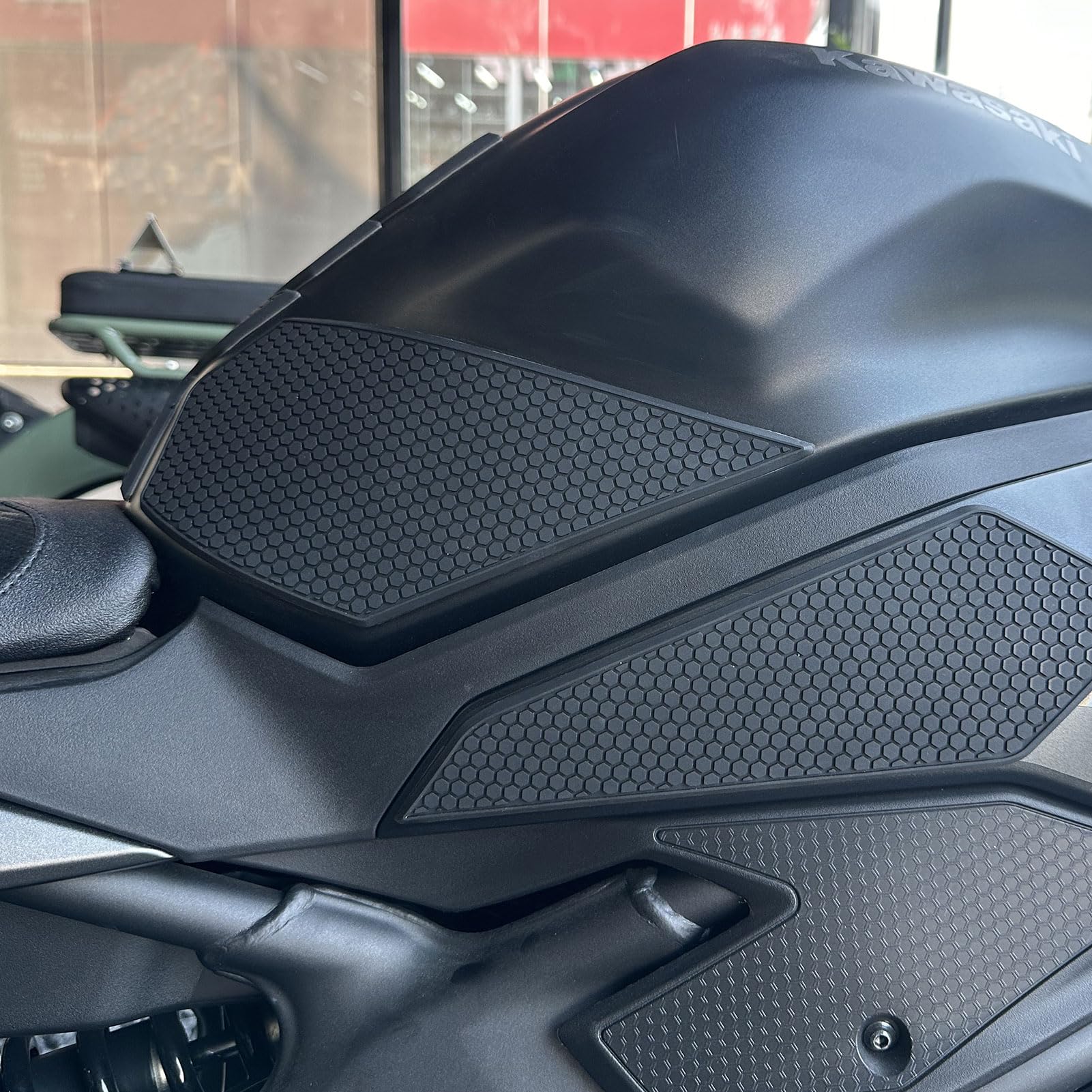 Motorrad-Tankpads, Schutzaufkleber, passend für Ninja ZX4RR ZX4R ZX 4RR ZX-4R 2023 2024, Tankgriff-Seitenaufkleber, Anti-Rutsch