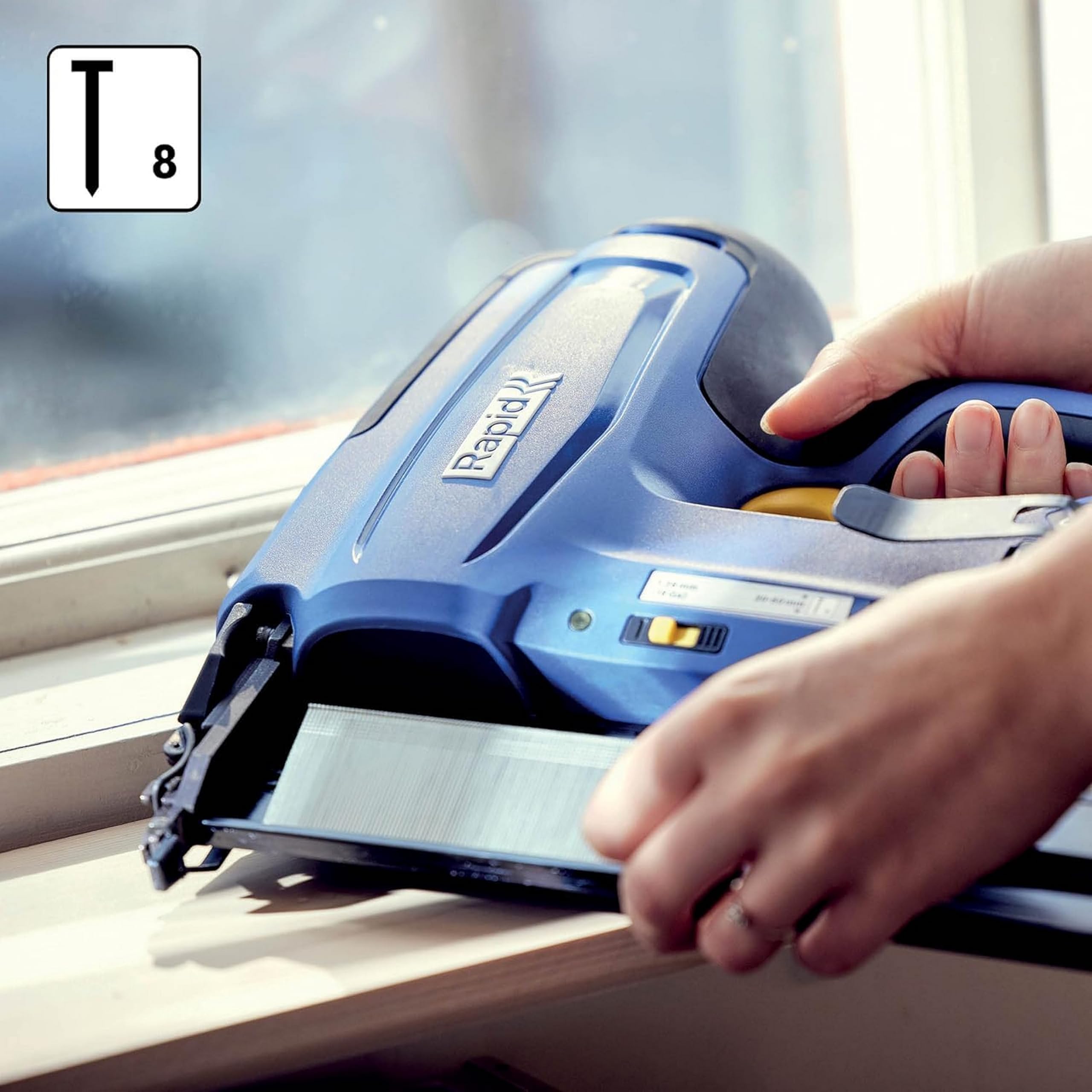 Rapid BNX50 18V Pistola Chiodatrice Alimentata a Batteria con Profondità di Infissione Regolabile, Sparo Singolo o per Contatto, Include Caricabatterie, Batteria 2,5 Ah e Valigetta (5001498)