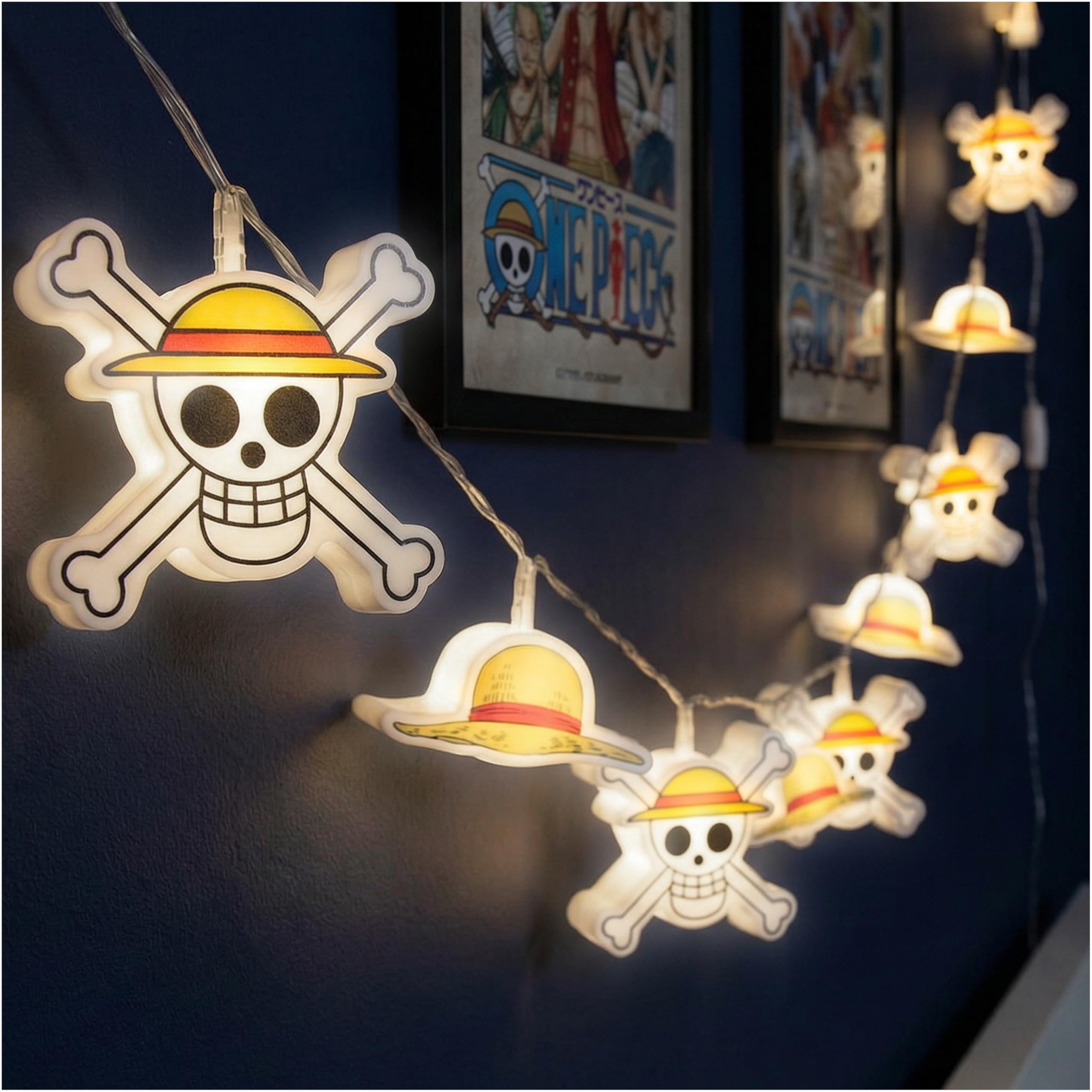 One Piece 3D LED Lichterkette mit 10 Lichtern, Batteriebetriebene Innen Lichterketten mit 3 Modi, Zimmer Deko für Schlafzimmer, Kinderzimmer, Wohnzimmer und Party, Anime Geschenke für Fans