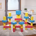 Melissa & Doug Blocs de construction en carton Jumbo Extra-Thick - 40 Blocs dans 3 SizesJumbo Extra-Thick Cardboard Pretend Brick pour le bâtiment
