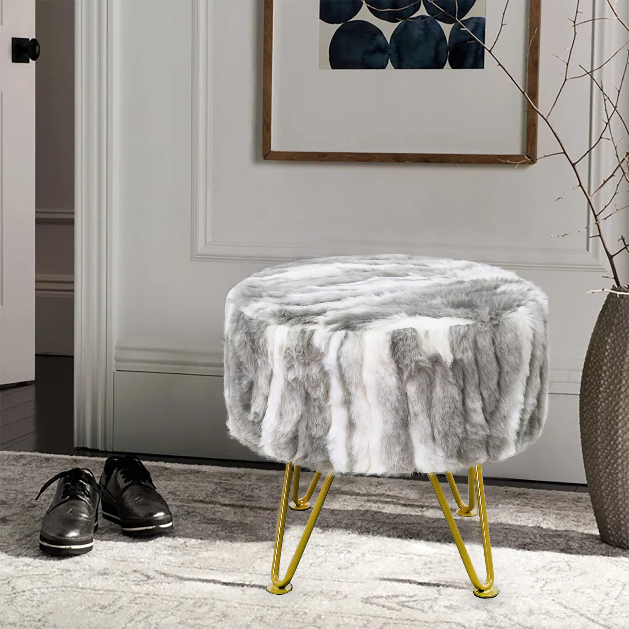 WarmaxxGray Soft Faux Fur Ottoman Round Fuzzy Entryway Bench Seat 18"x18"x18" Sturdy Accent Coffee Table for Living Room Make Up Vanity Shoe Stool with Golden Legs for Bedroom Closet Foot Rest