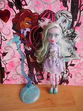Monster High   HAUNTED - Getting Ghostly TWYLA Doll