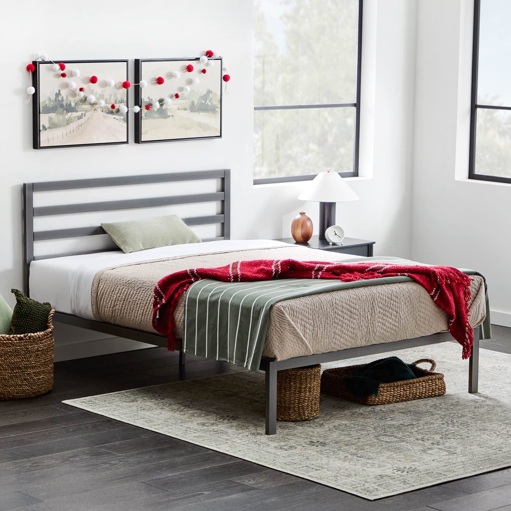 TWIN Edenbrook Cassidy Metal Platform Bed Frame with Metal Headboard - Box Spring Not Required - Wood Slat Support, Grey,Twin