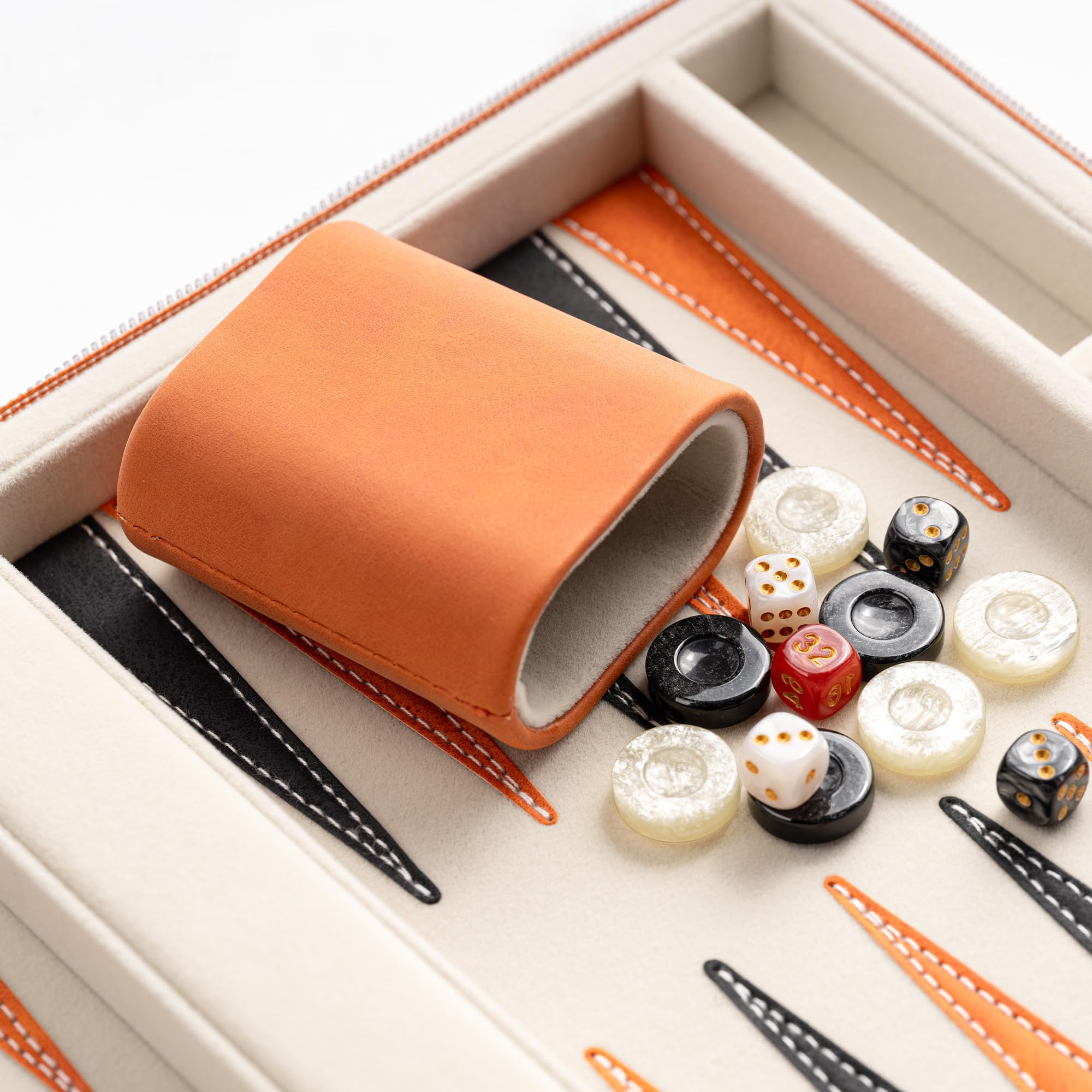 Set di backgammon per adulti, classico gioco da tavolo con custodia pieghevole in pelle Backgammon, set da viaggio portatile (arancione)