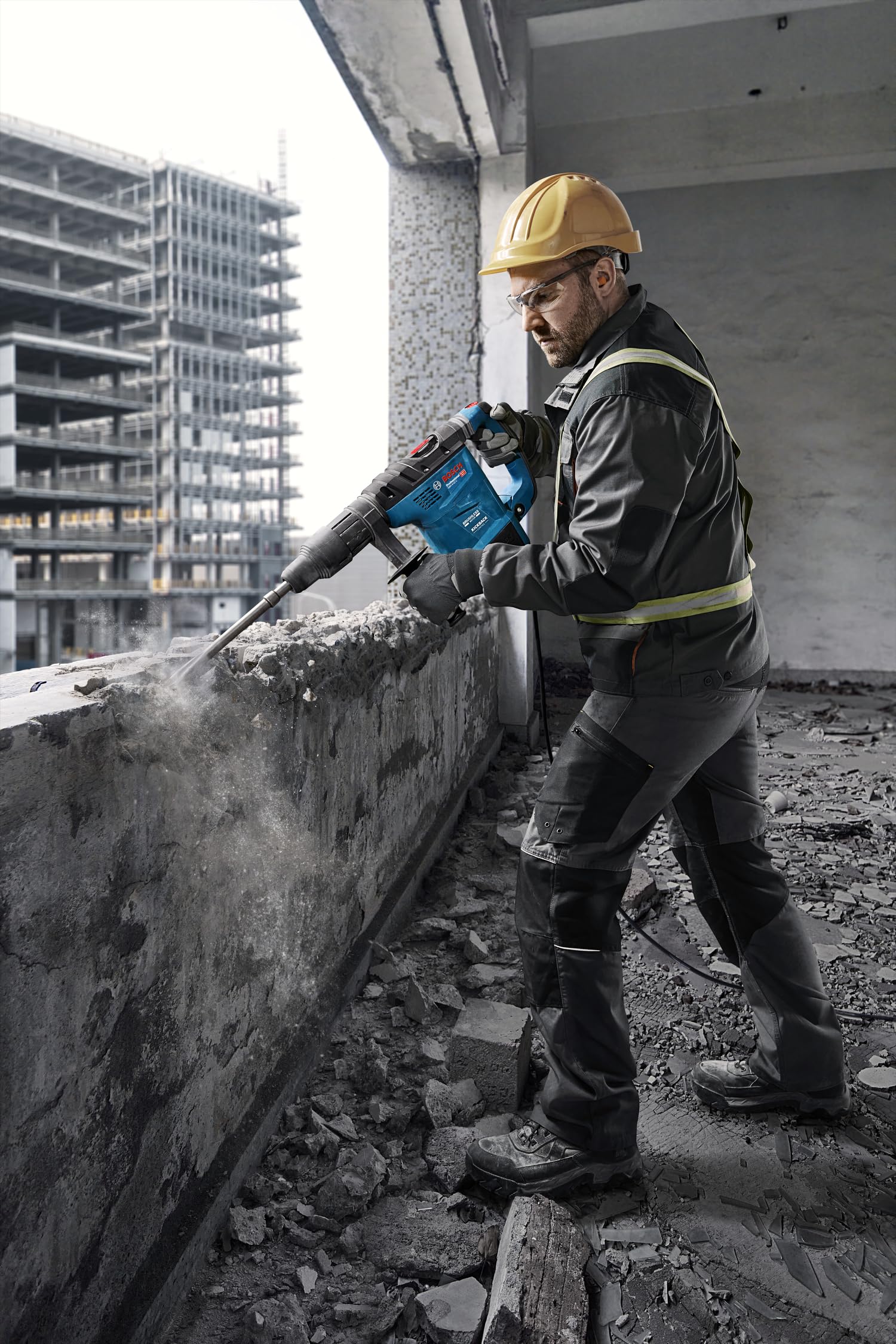 Bosch Professional Martello Perforatore GBh 6-42 C con Sds Max, Motore Da 1.300 W, Motore Brushless, Kick Back Control e Vibration Control, in Valigetta