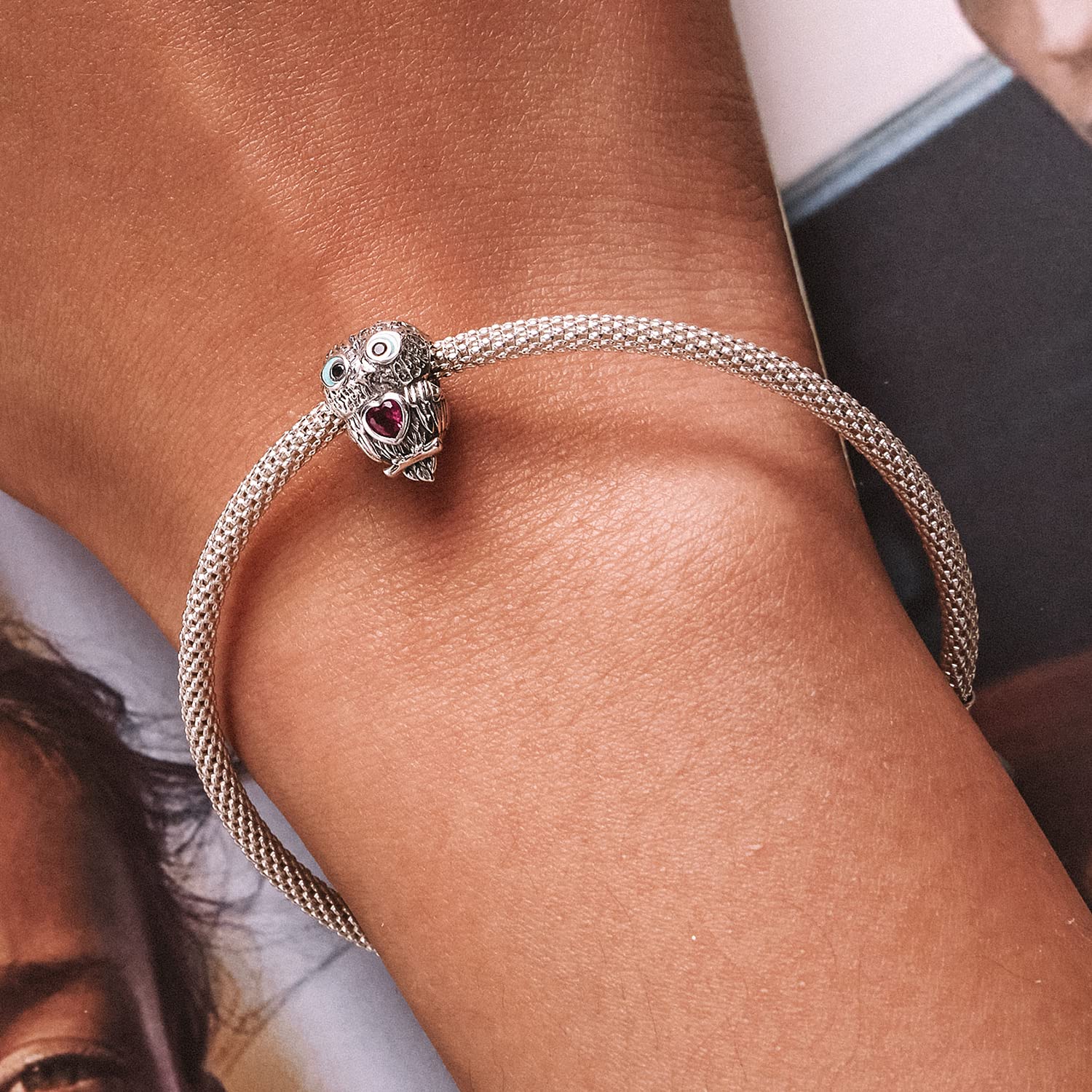 Ciondoli a Forma di Gufo vivido in Argento Sterling 925 Adatti per Braccialetti da Donna e Braccialetti con Perline di Animali intarsiati con Gioielli in zircone a Forma di Cuore