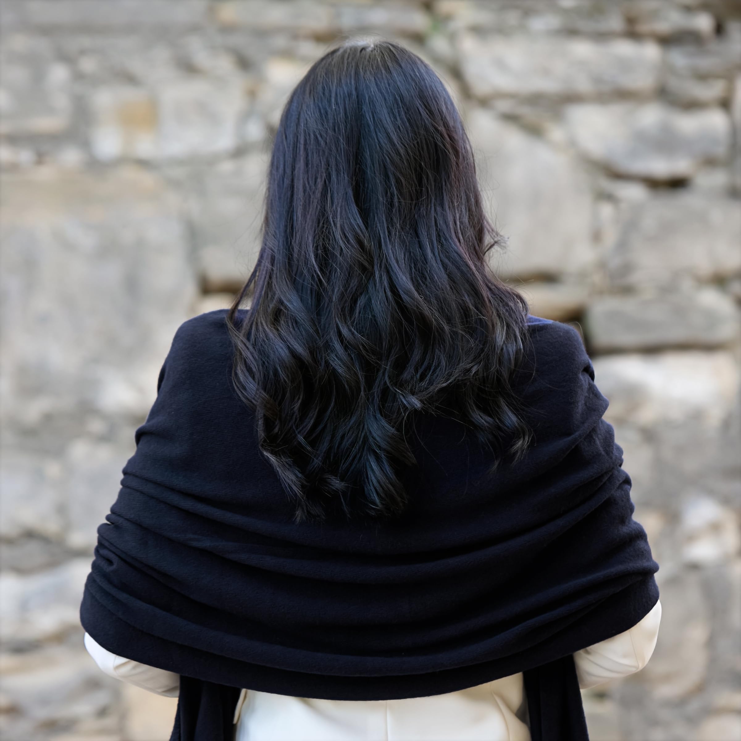 chal en cachemira y lana invierno mujer Made in Italy, chal boda elegante cashmere, pashmina pañuelo cuello mujer, capas para vestido de fiesta