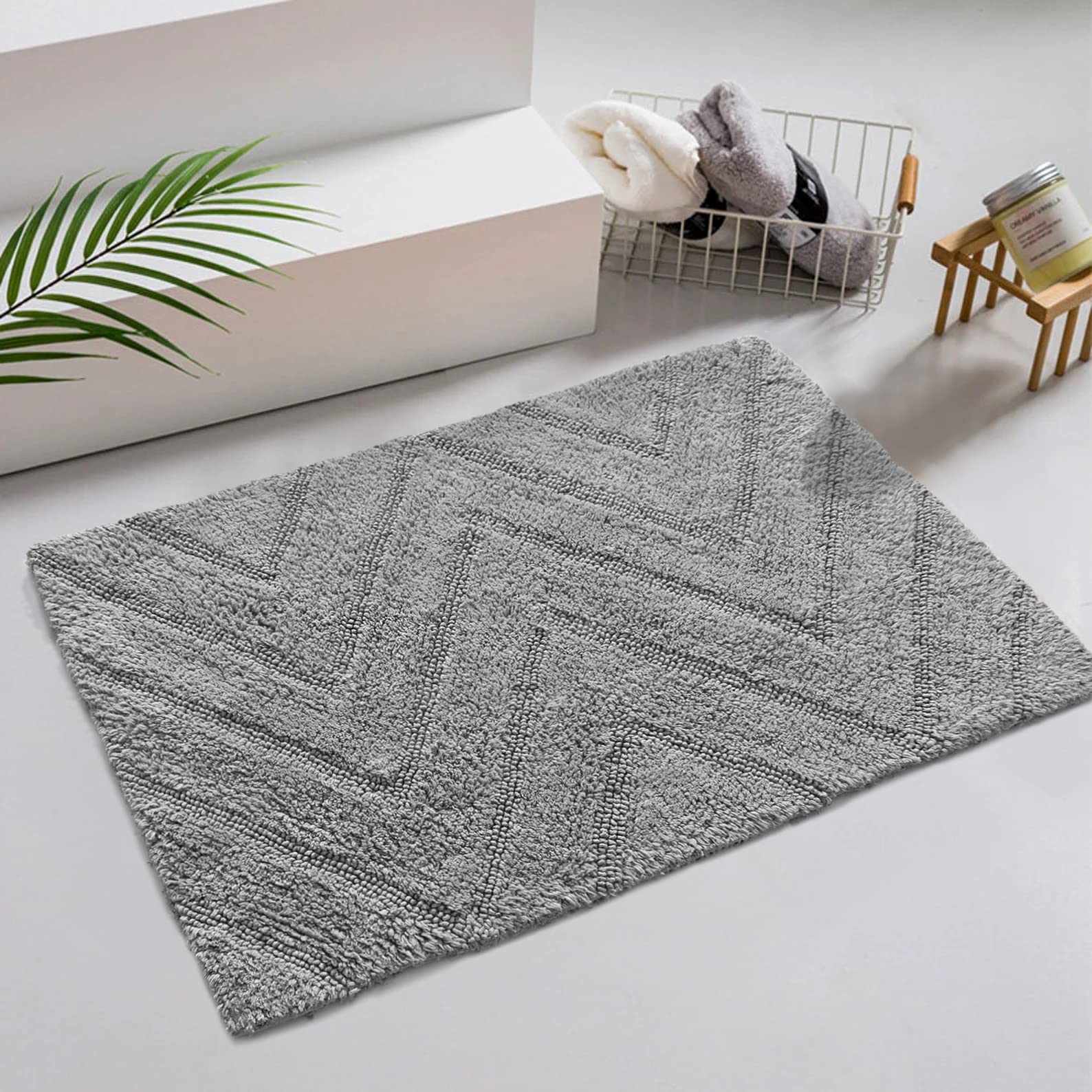 SPA LUXURY Pure Cotton Reversible Bath Rug Ultra Absorbent High Pile Machine Washable Mat for Bathrooms/Showers (20" x 30") (Grey) (B0C3HNNZRQ) Amazon Price History, Amazon Price Tracker
