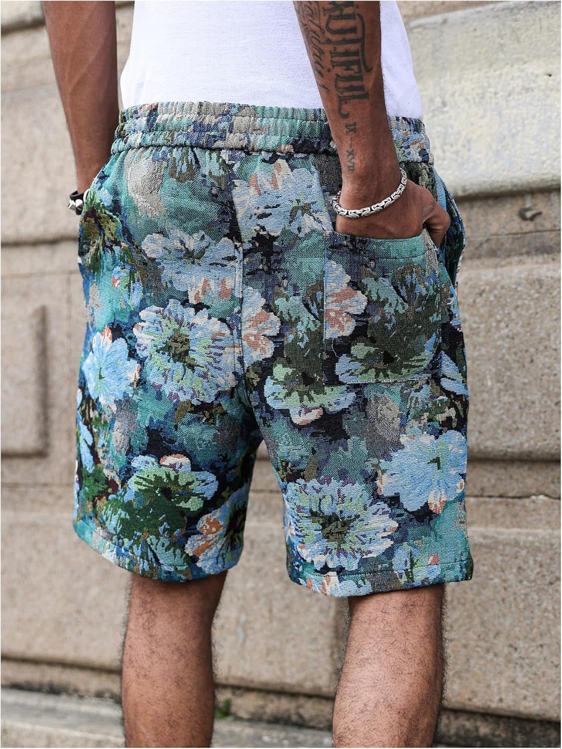 Men's Floral Embroidery Drawstring Waist Shorts Summer Vacation Shorts with Pockets - Image 2