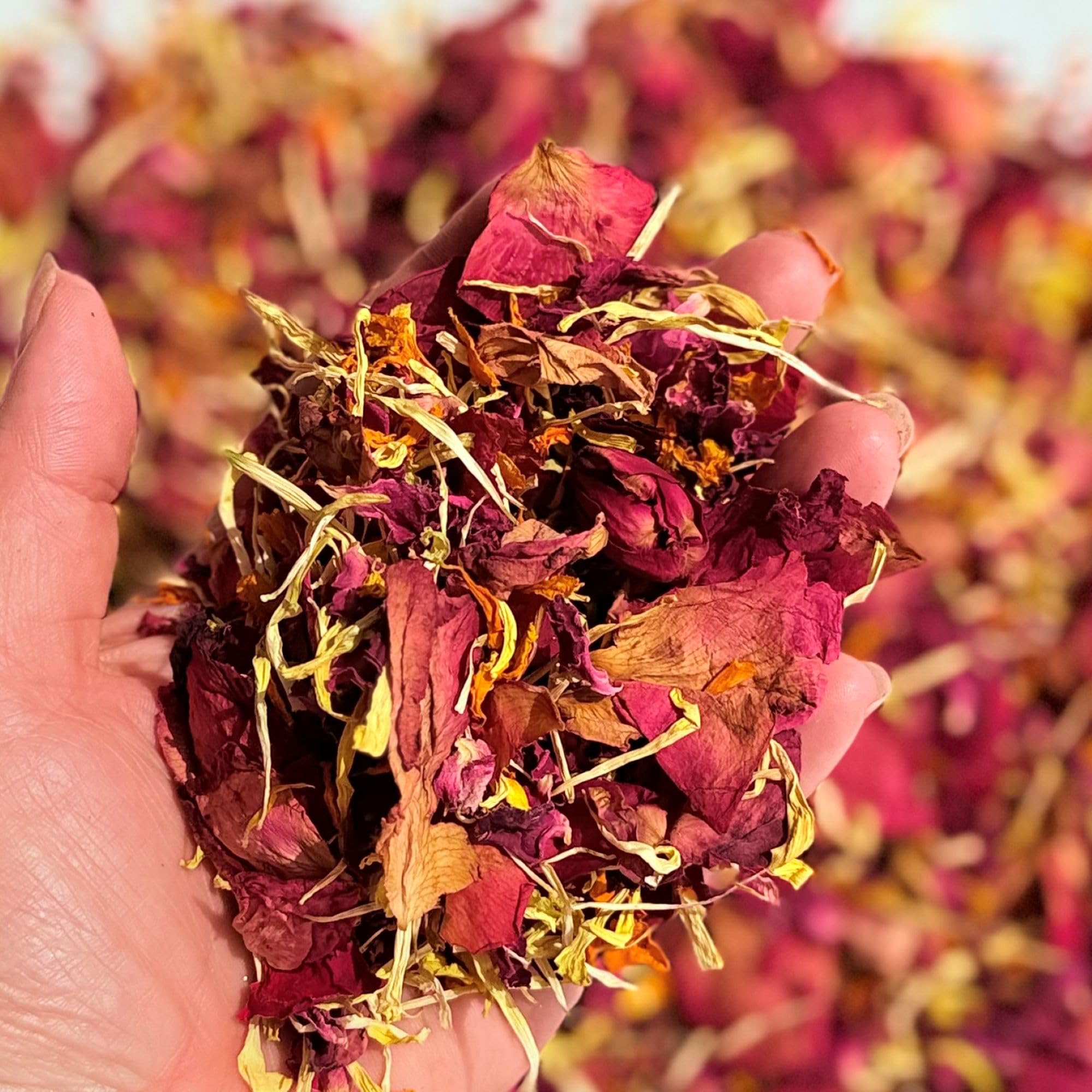 Natural Petal Confetti, 'Sunset Haze', 5 Litres, Red Rose, Coral Rose, Orange Marigold - Image 2