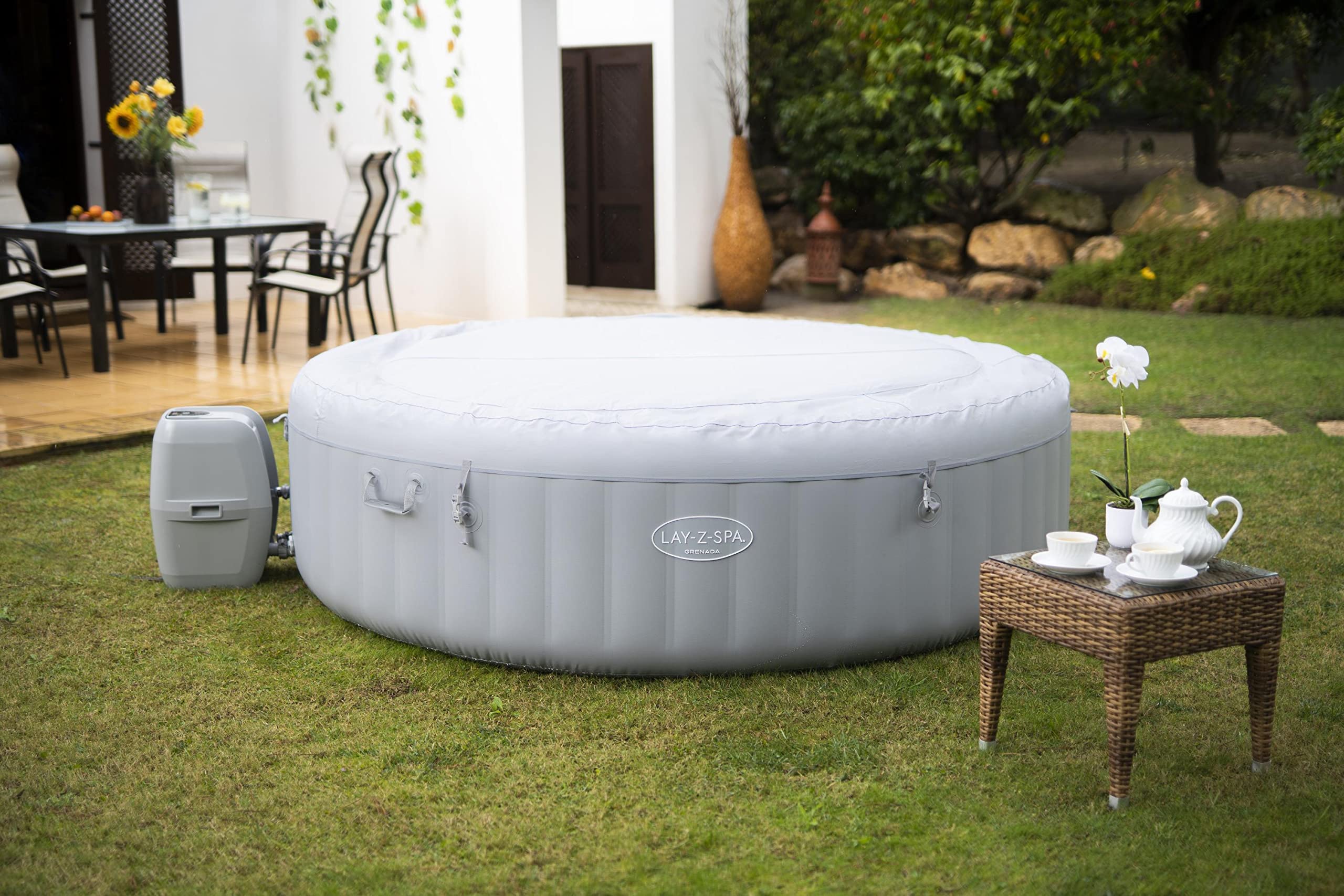 Bestway LAY-Z-SPA® Grenada Airjet™ 236 x 71 cm, 6-8 personnes