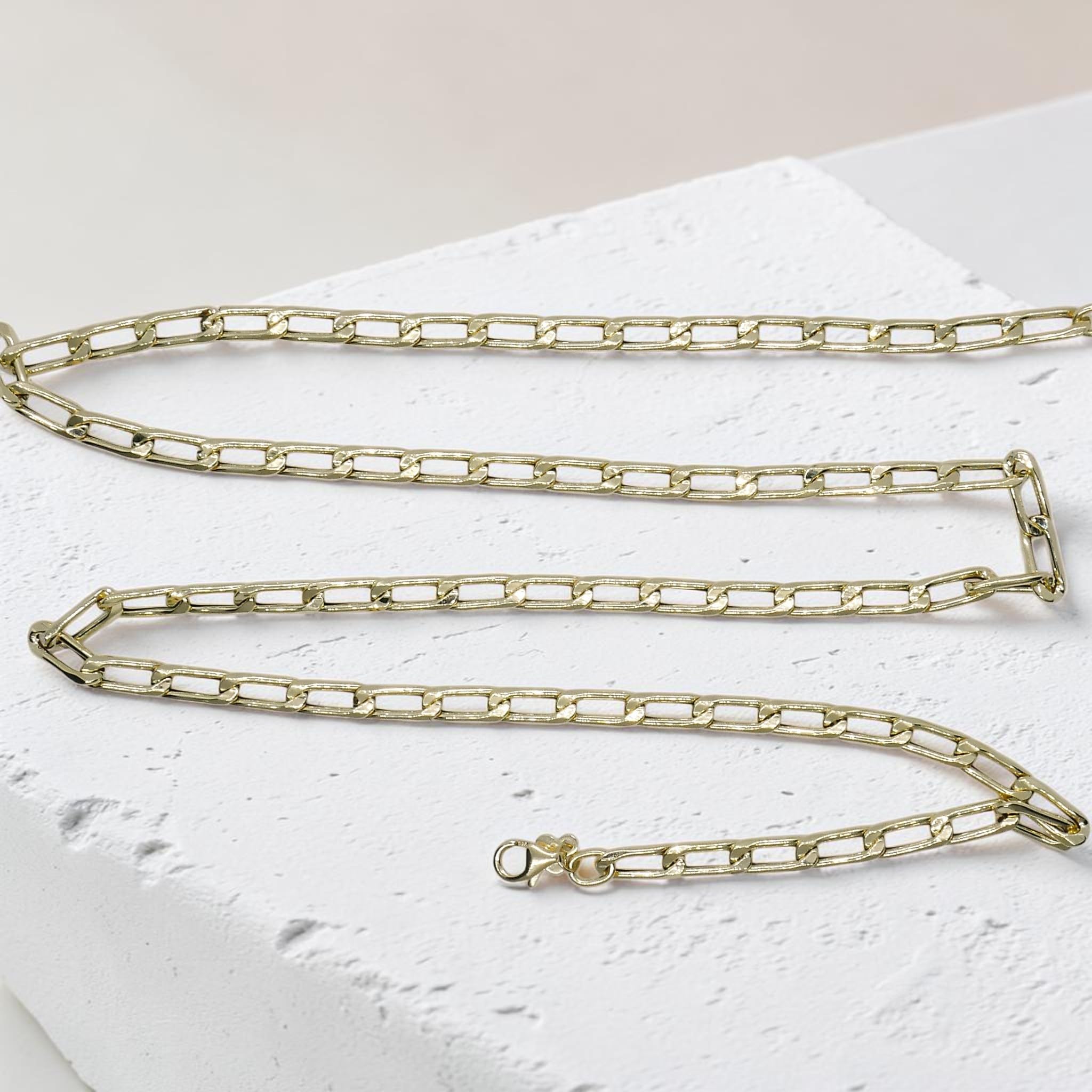 Never Say Never Collar de Oro 18k Hombre Forzado 60 cm – Cadena Elegante Ligera y Aparente de 4 mm – Oro Amarillo 18 Quilates