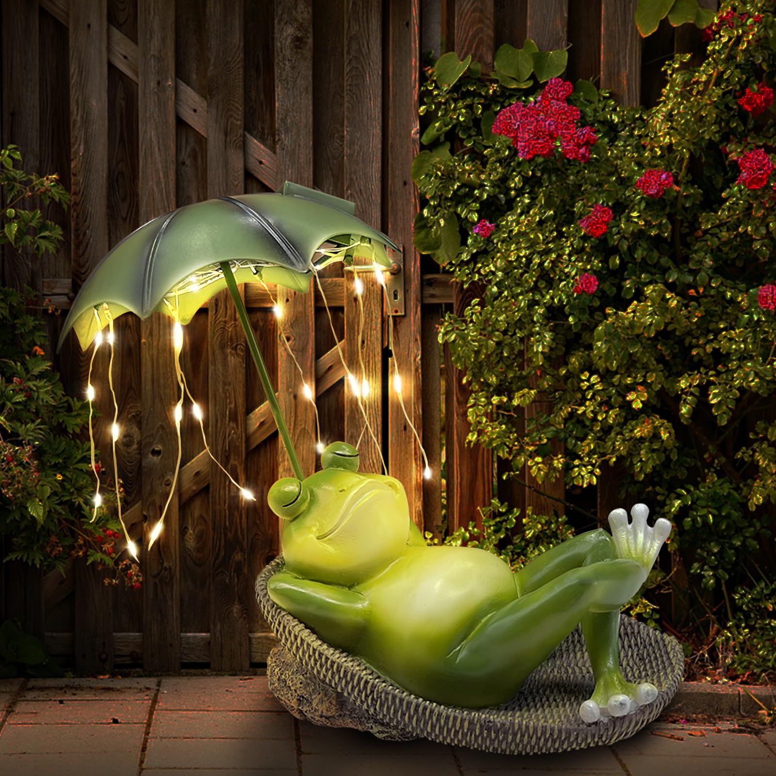 lifemet Outdoor Solar Frosch Garten Dekoration - Lustig Frösche EIN Schirm Figurch Garten Statue，IP65 wasserdichte LED Teich/Rasen/Haus/Für Terrasse Ornamente Geschenk für Frauen Mama
