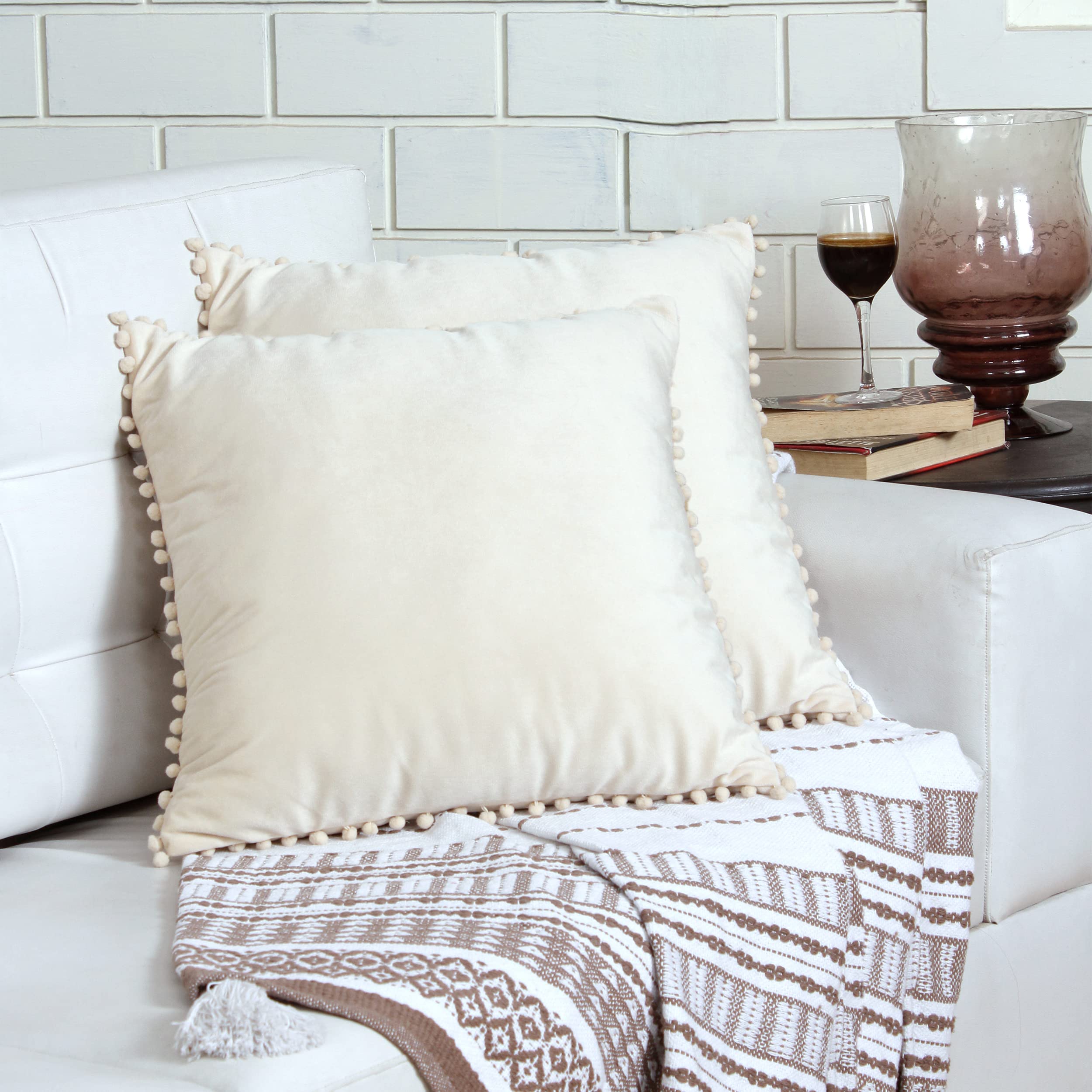 Amazon Brand - Umi Velvet Pompom Cushion Cover 16x16 Inch - Set of 2 Large Square Throw Pillow Covers for Sofa Living Room or Home Decor in Cream Color (B0DGLSLV3K) Amazon Price History, Amazon Price Tracker