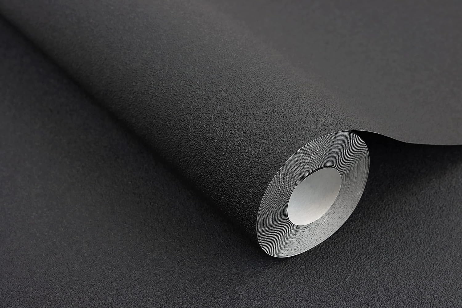 Black Wallpaper 740271